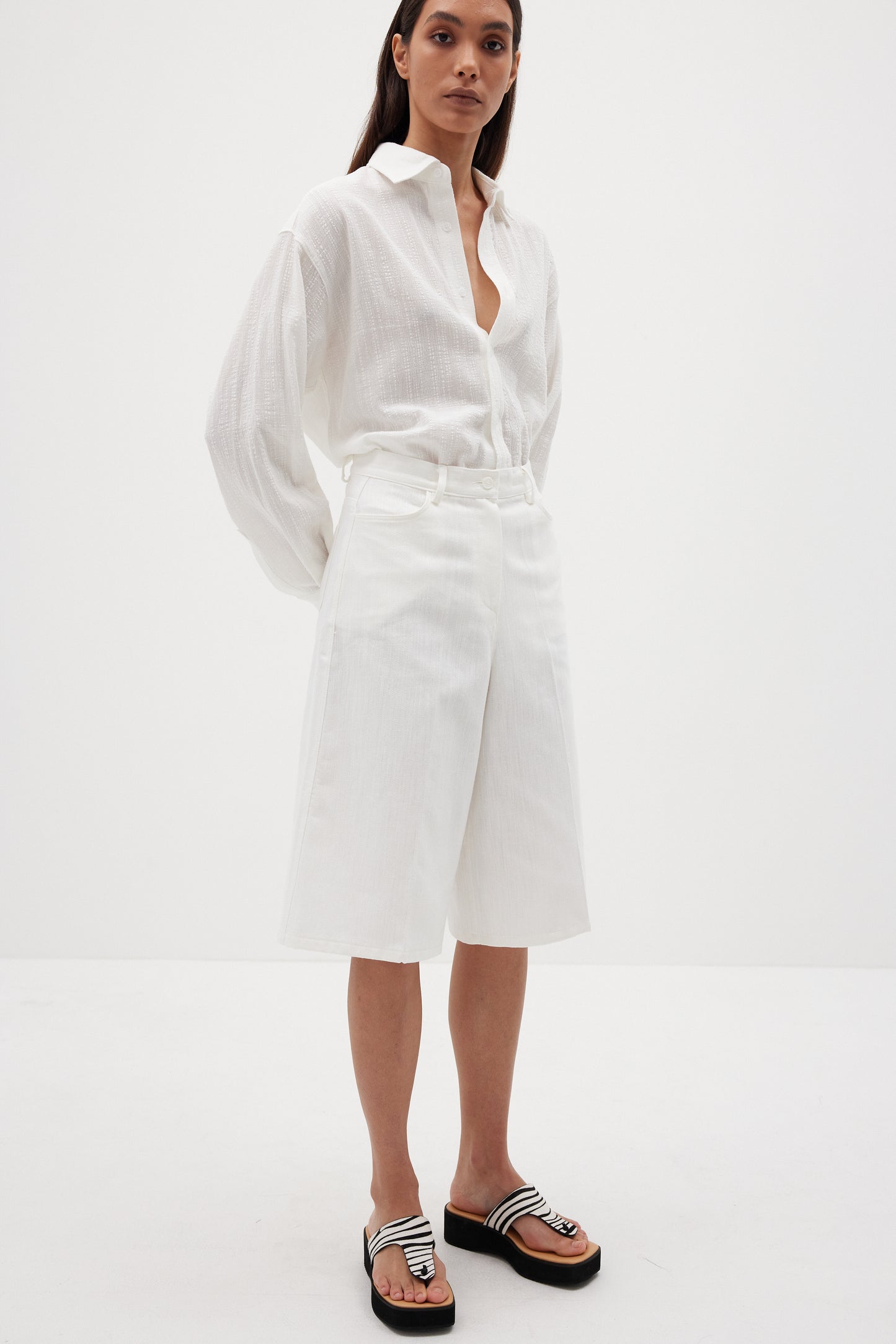 Fine Cotton Bermuda Shorts, White