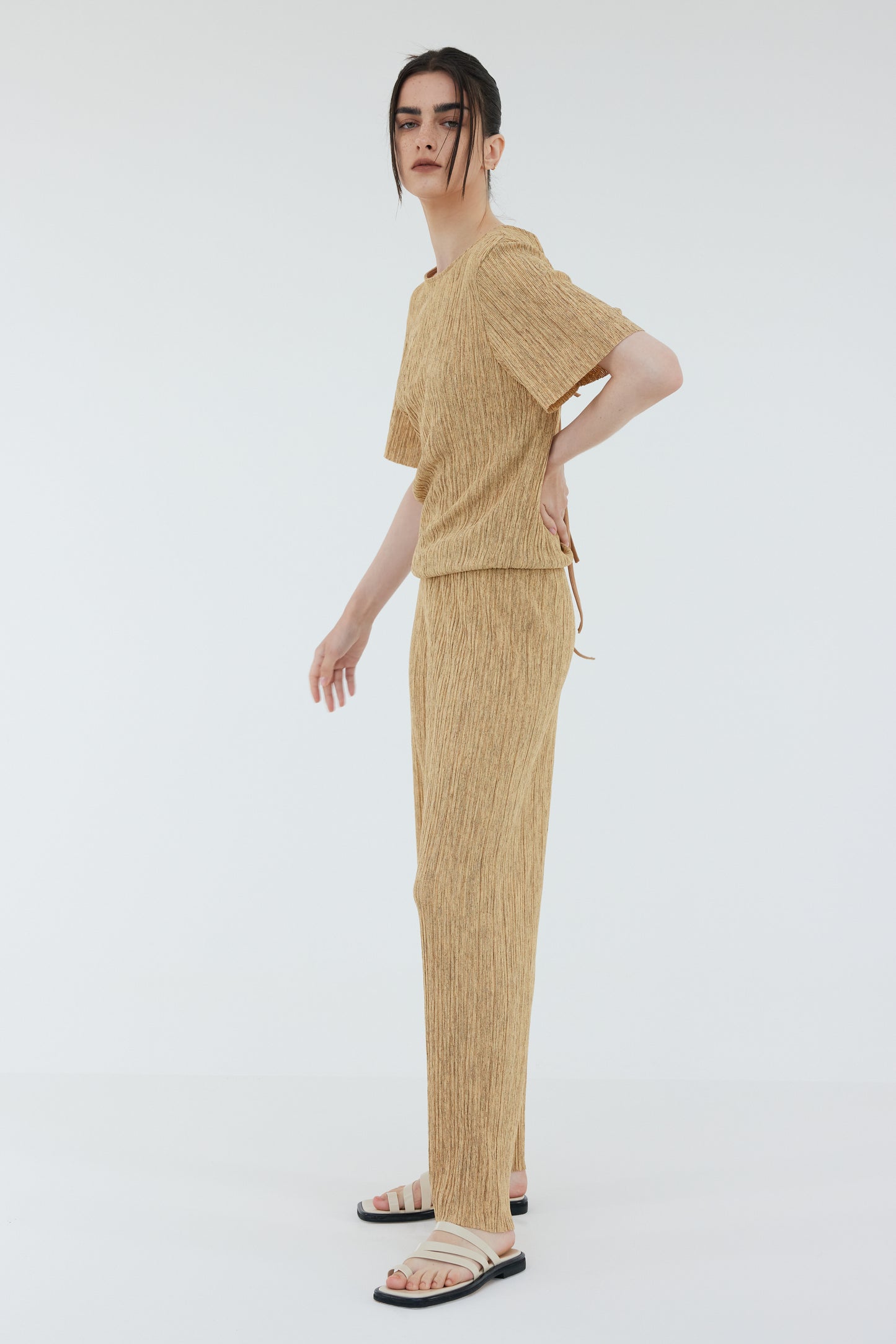 Relaxed Plissé Pants, Biscotti Melange