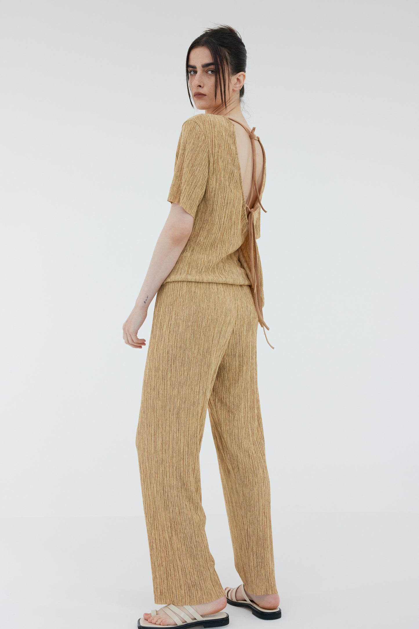 Open Back Plissé Top, Biscotti Melange