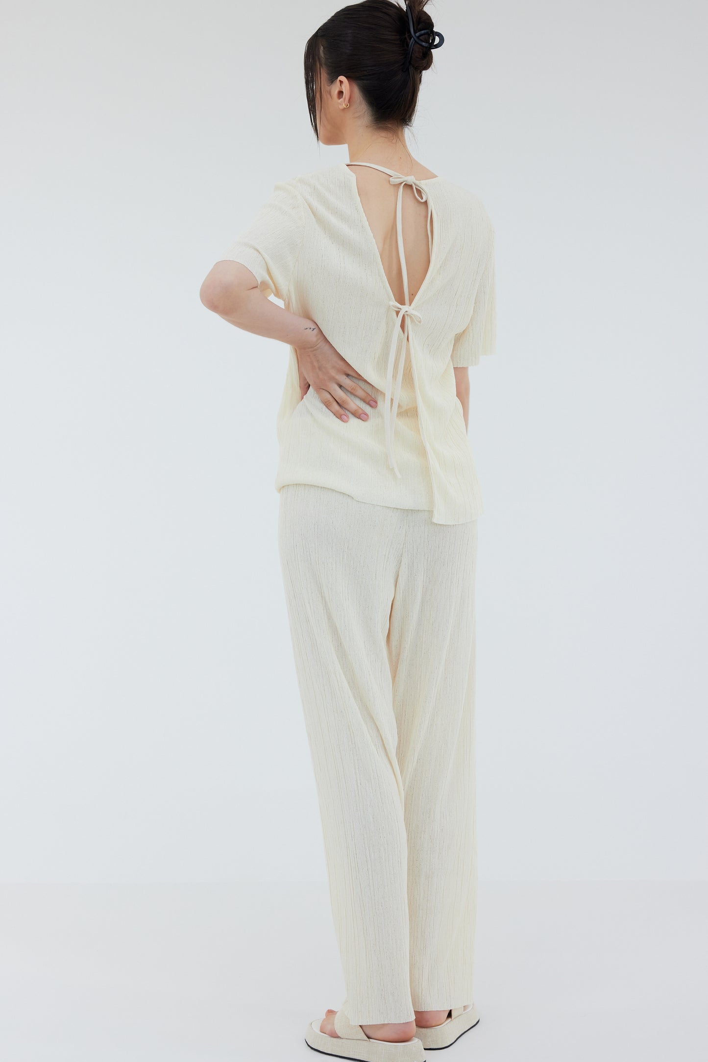 Open Back Plissé Top, White Melange