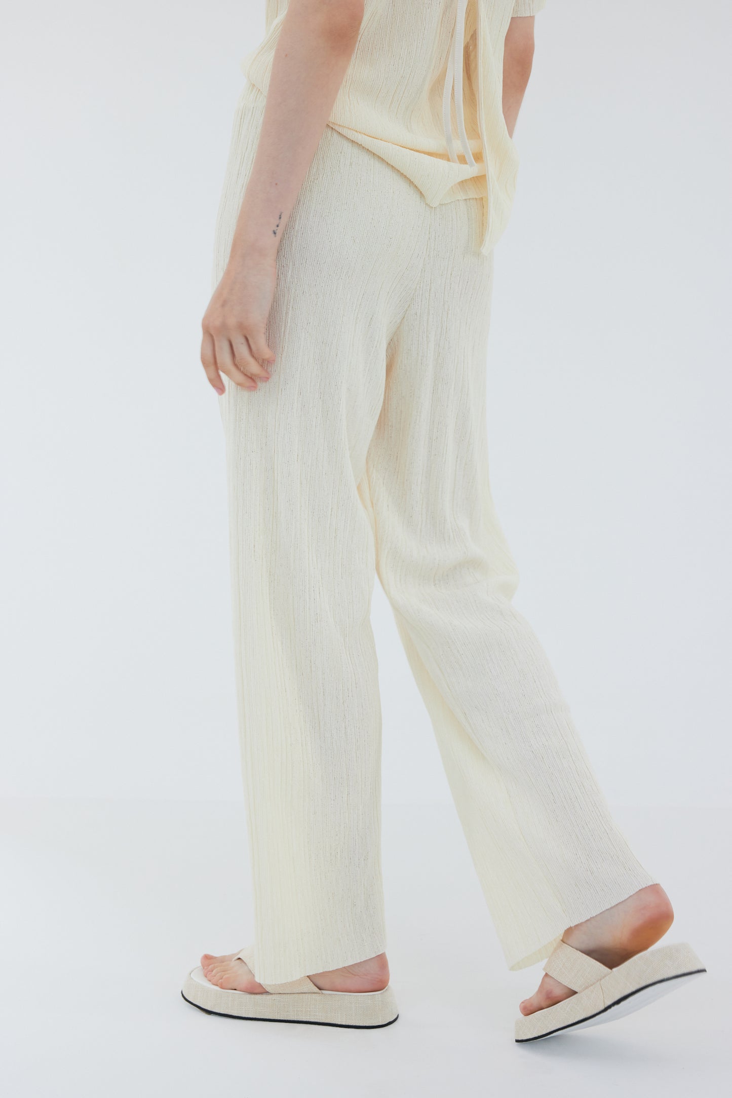 Relaxed Plissé Pants, White Melange
