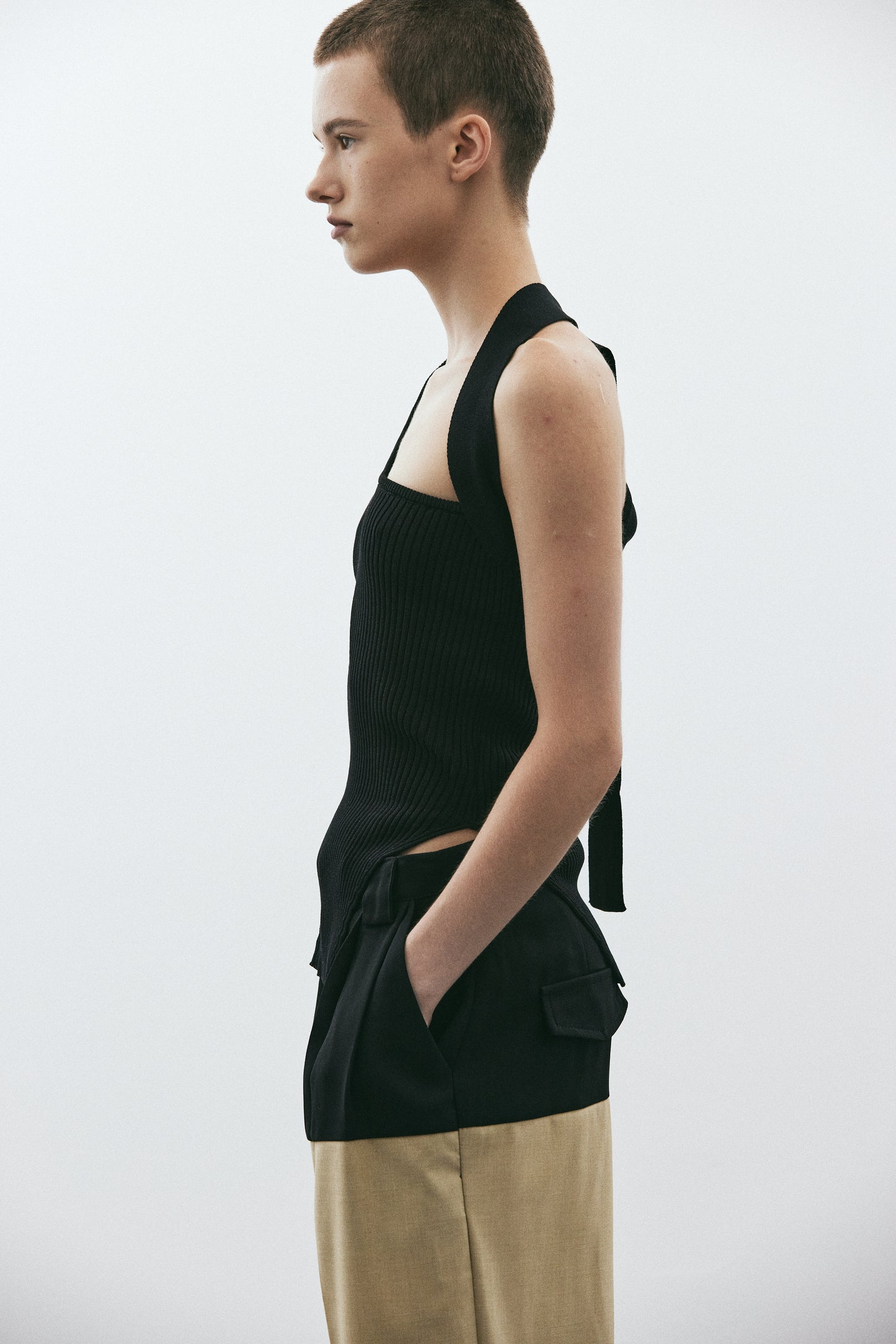 Angular Cutout Tank, Onyx