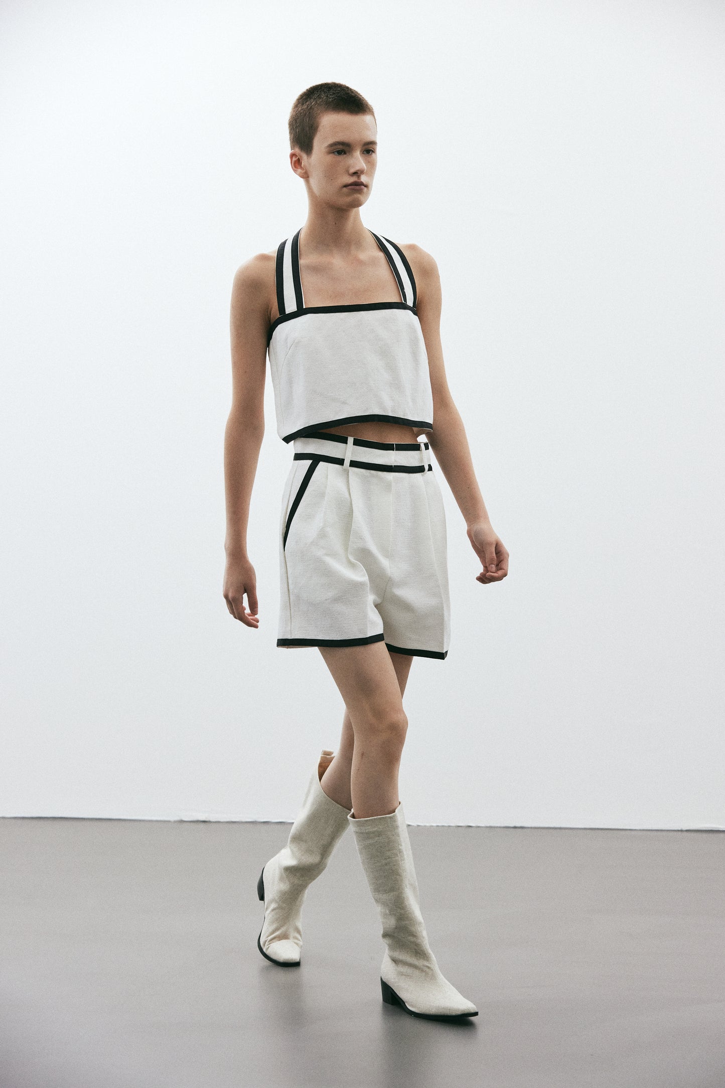 Contrast Trim Resort Shorts, Pearl White