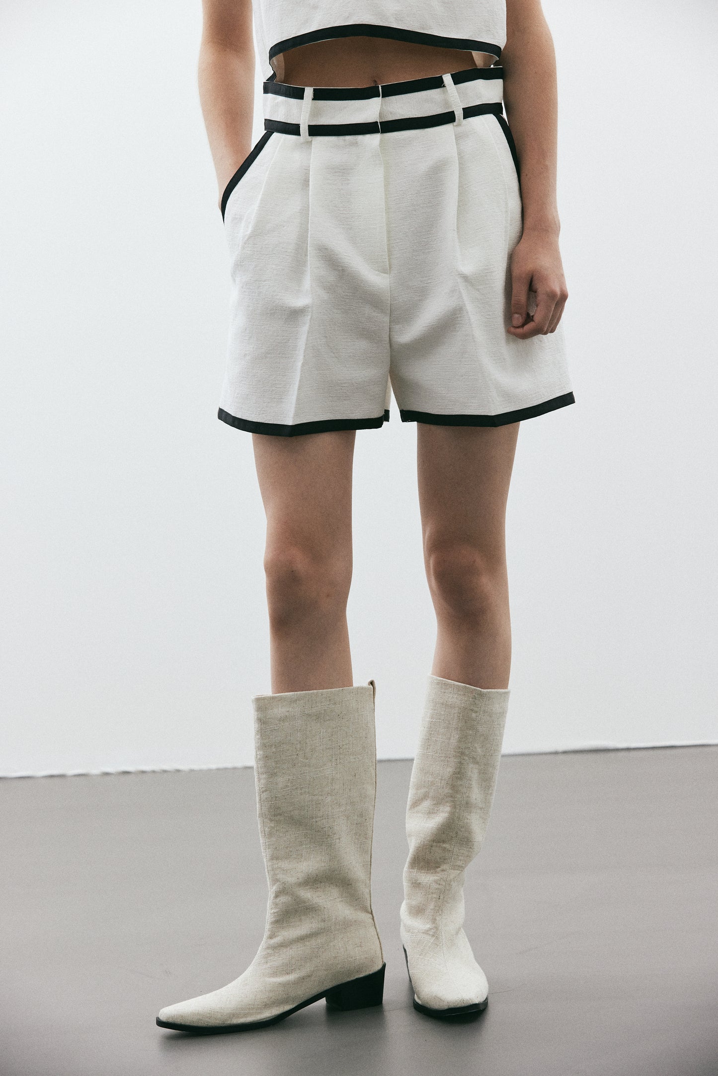Contrast Trim Resort Shorts, Pearl White