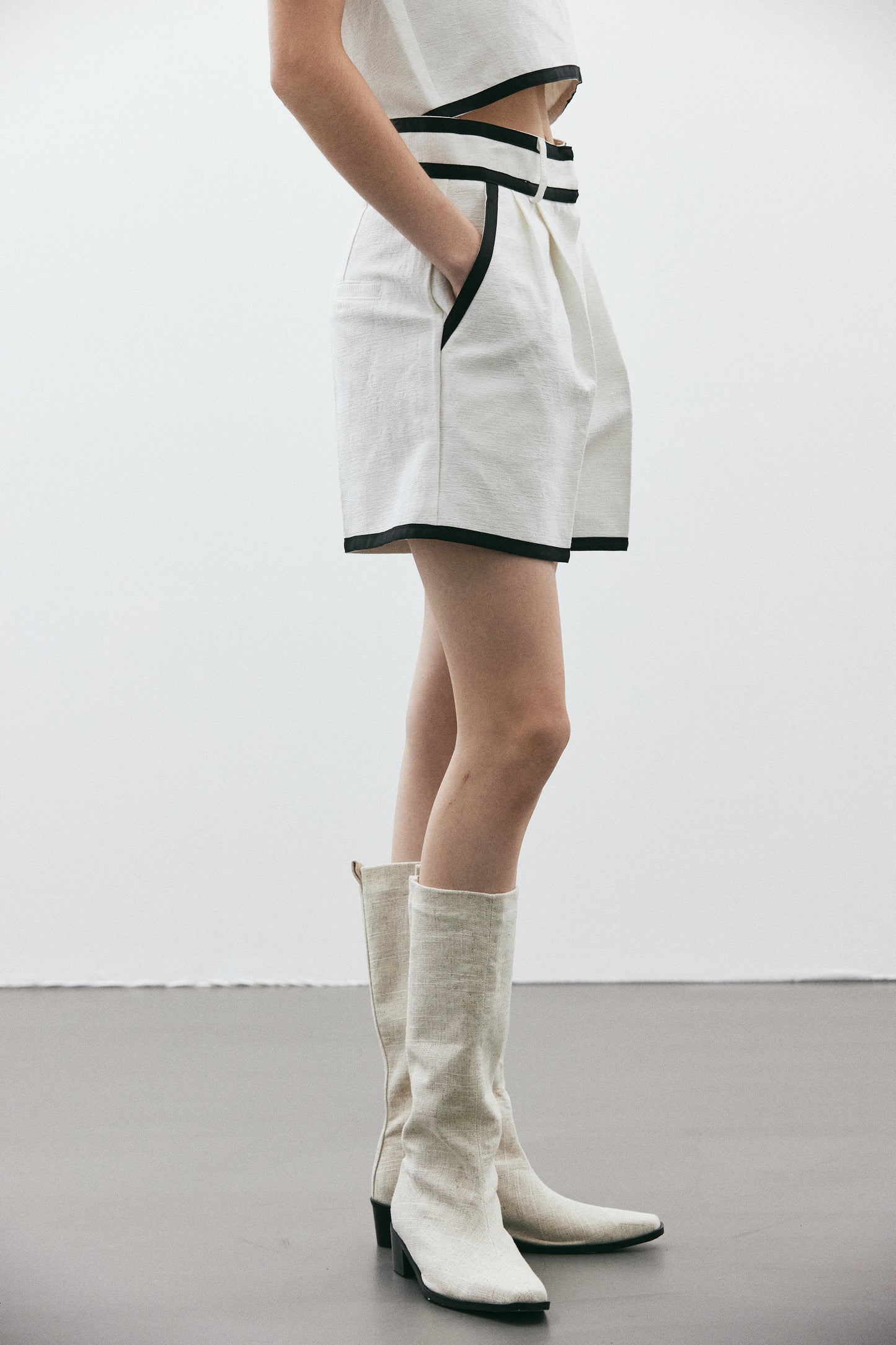 Contrast Trim Resort Shorts, Pearl White
