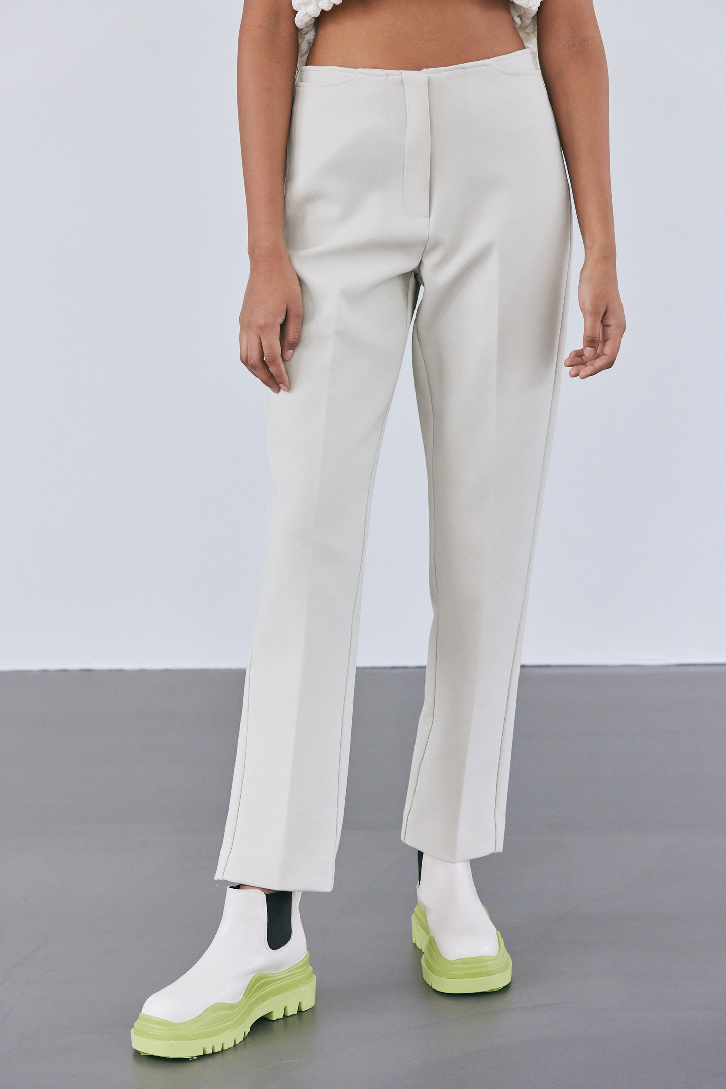Waistless Tapered Pants, Isabelline
