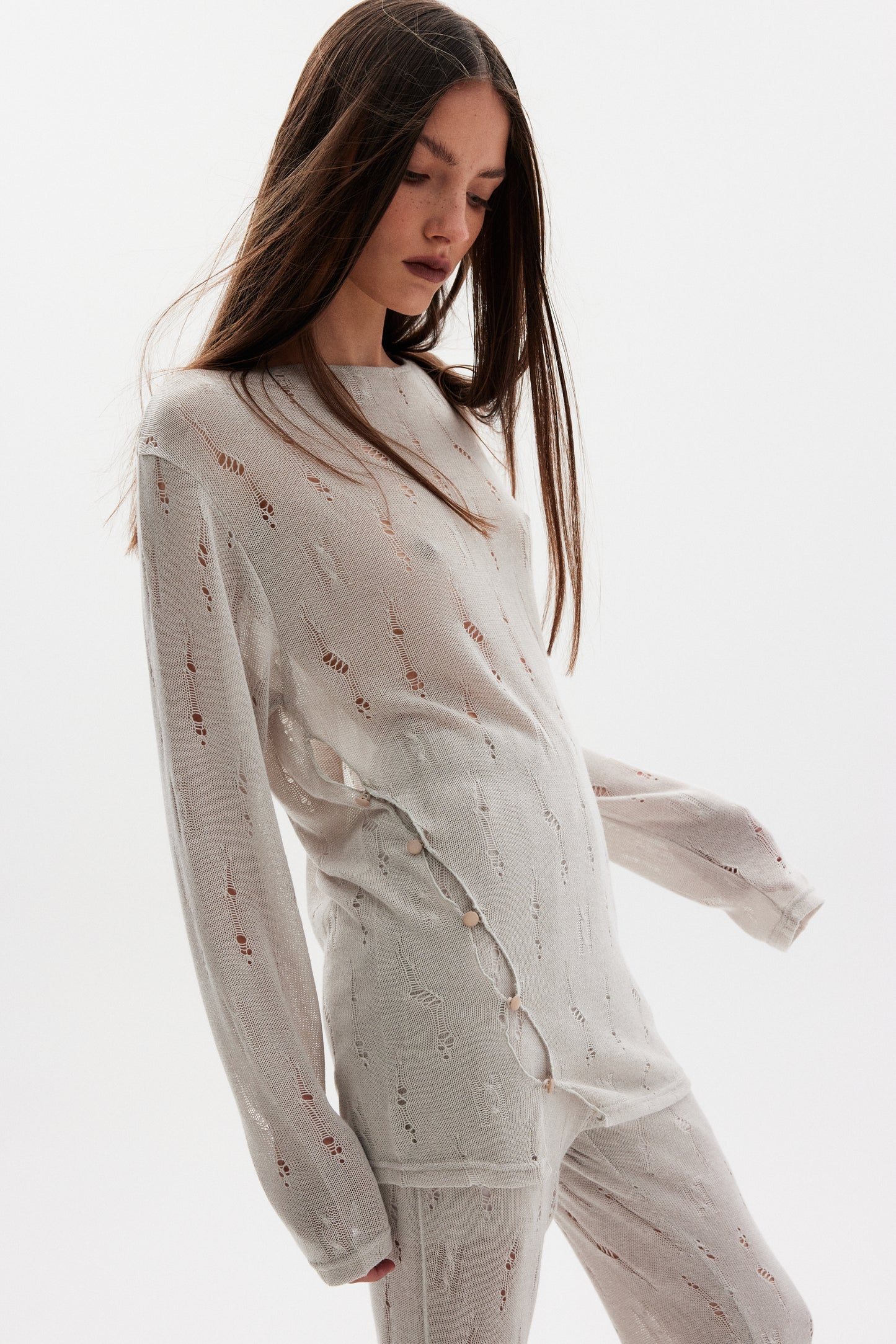 Diagonal Button Loose Knit, Atmosphere