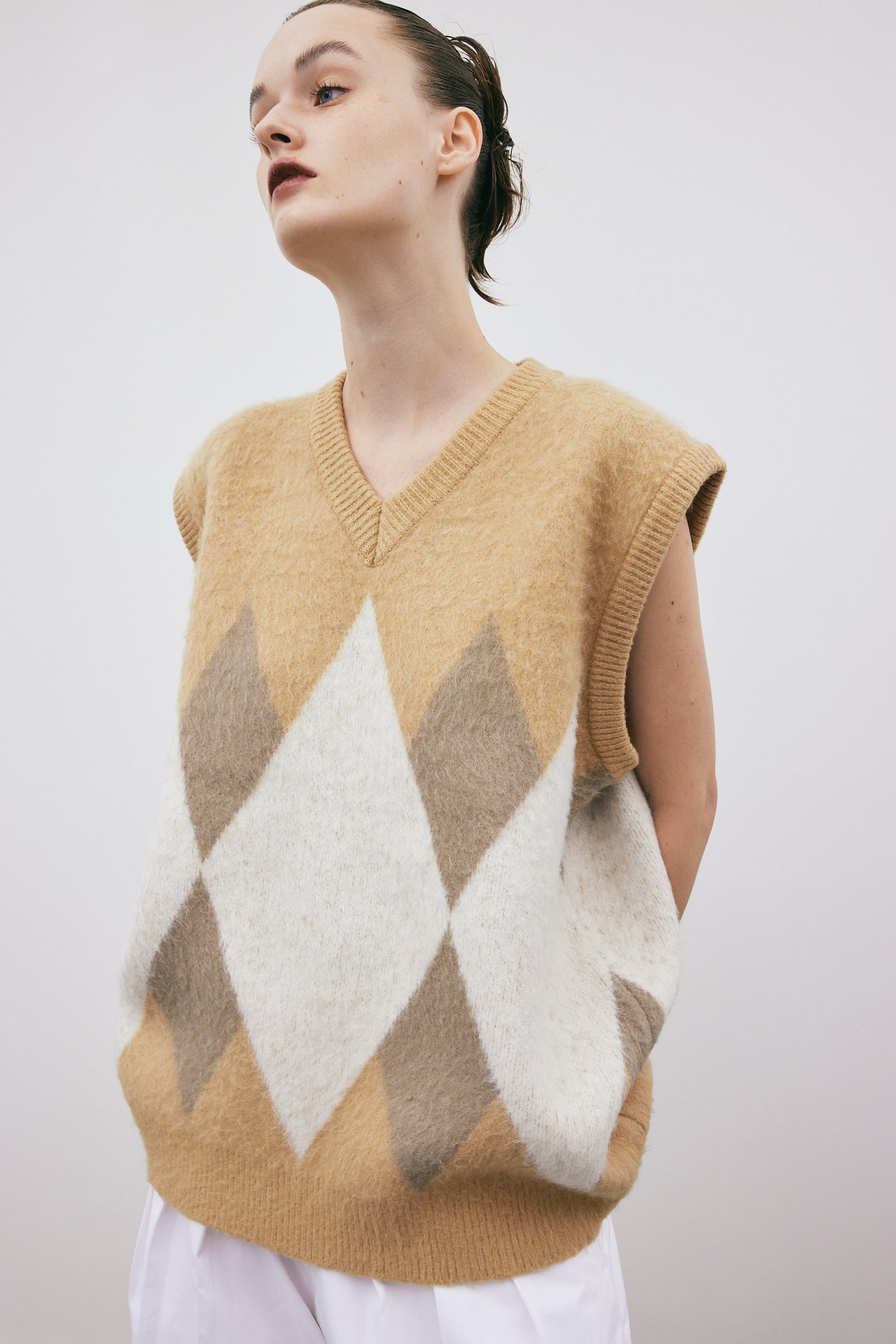 Chuck Argyle Knit Vest, Wheat