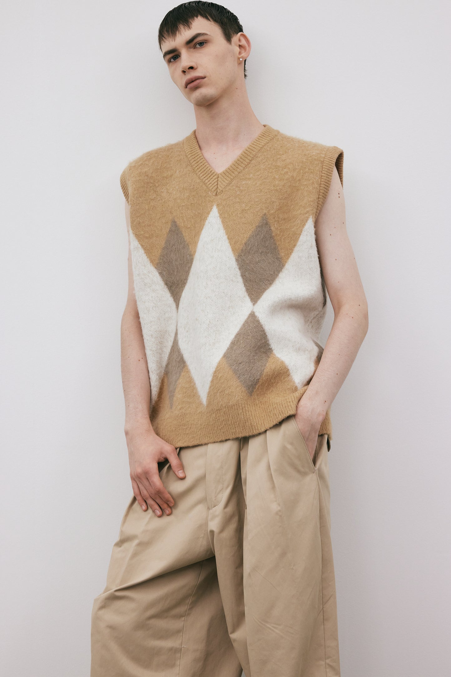 Chuck Argyle Knit Vest, Wheat