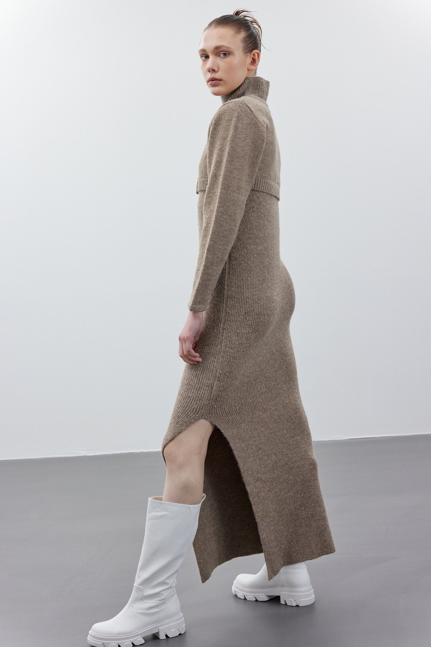 Hairy Knit Crop Cardigan, Espresso
