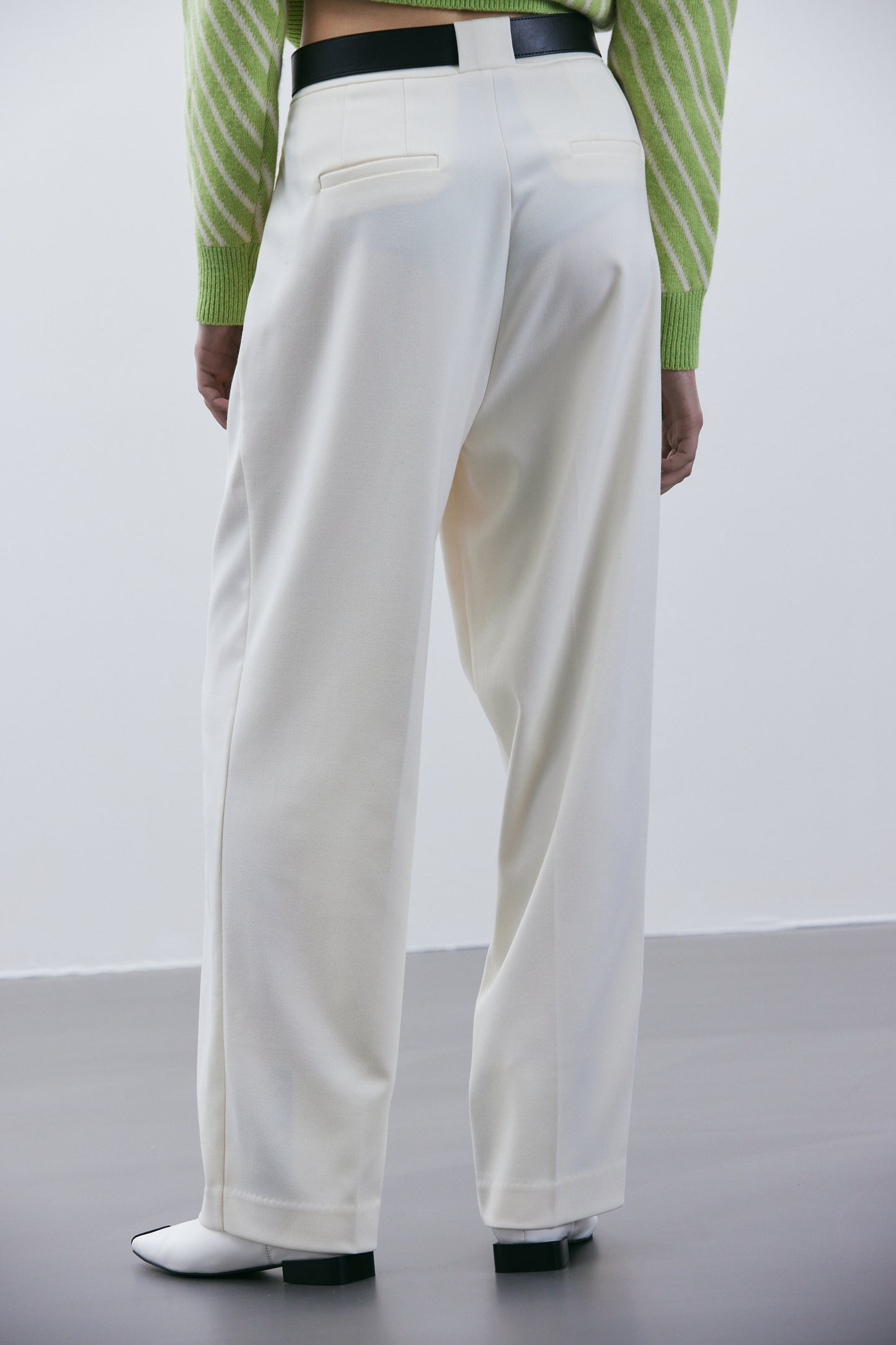 Lock Belted Wide Tapered Trousers, Parchment