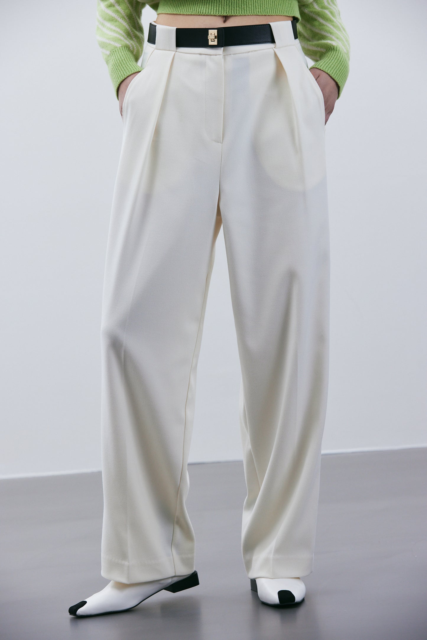 Lock Belted Wide Tapered Trousers, Parchment