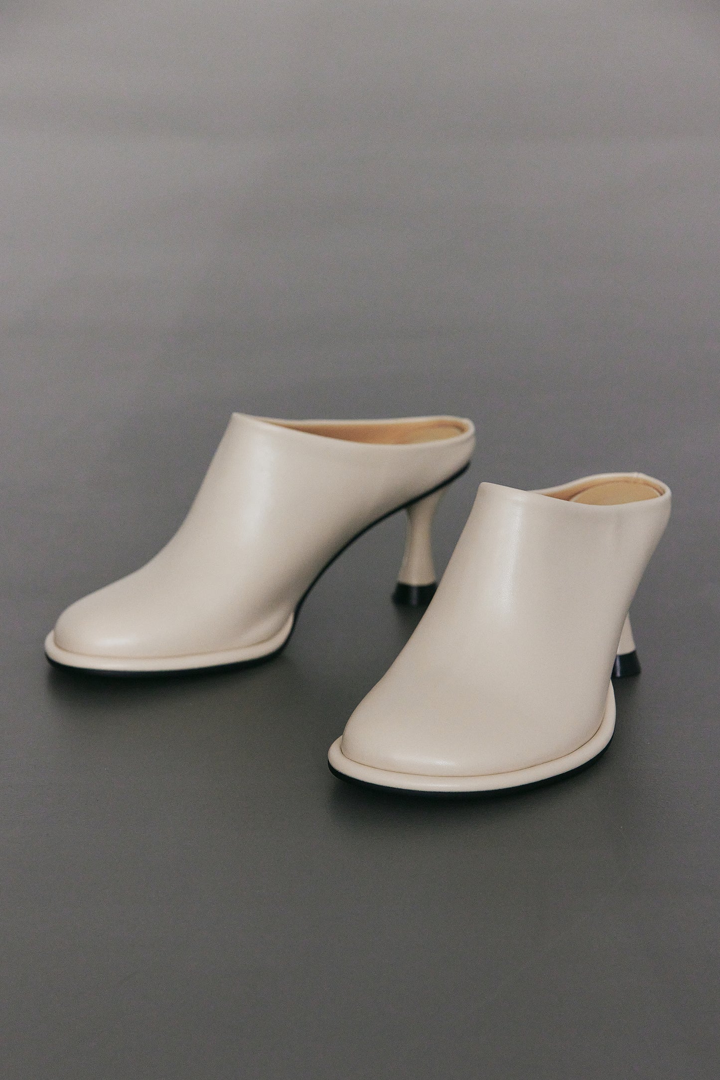 Round Toe Leather Mule, Chai Tea