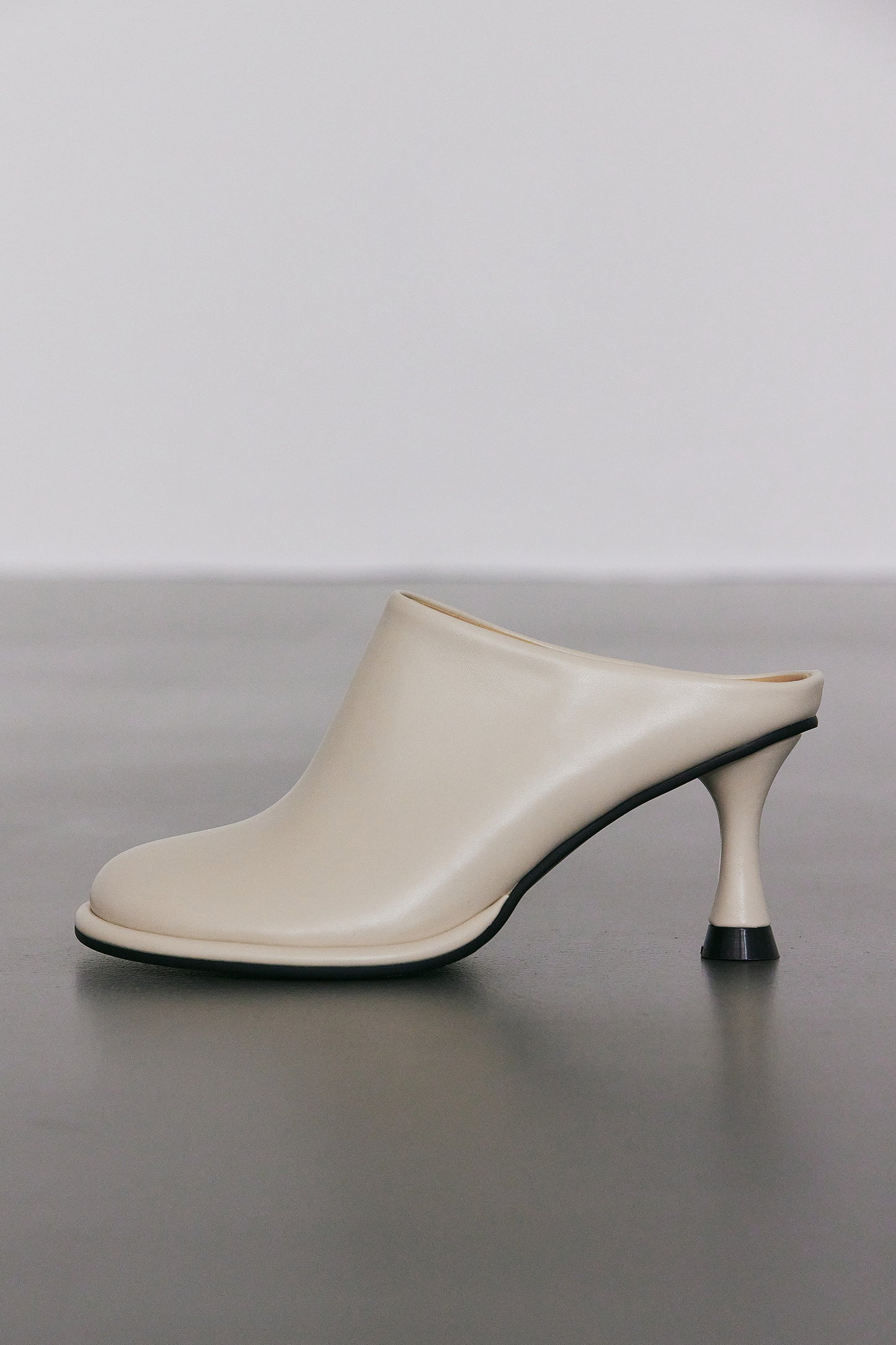 Round Toe Leather Mule, Chai Tea