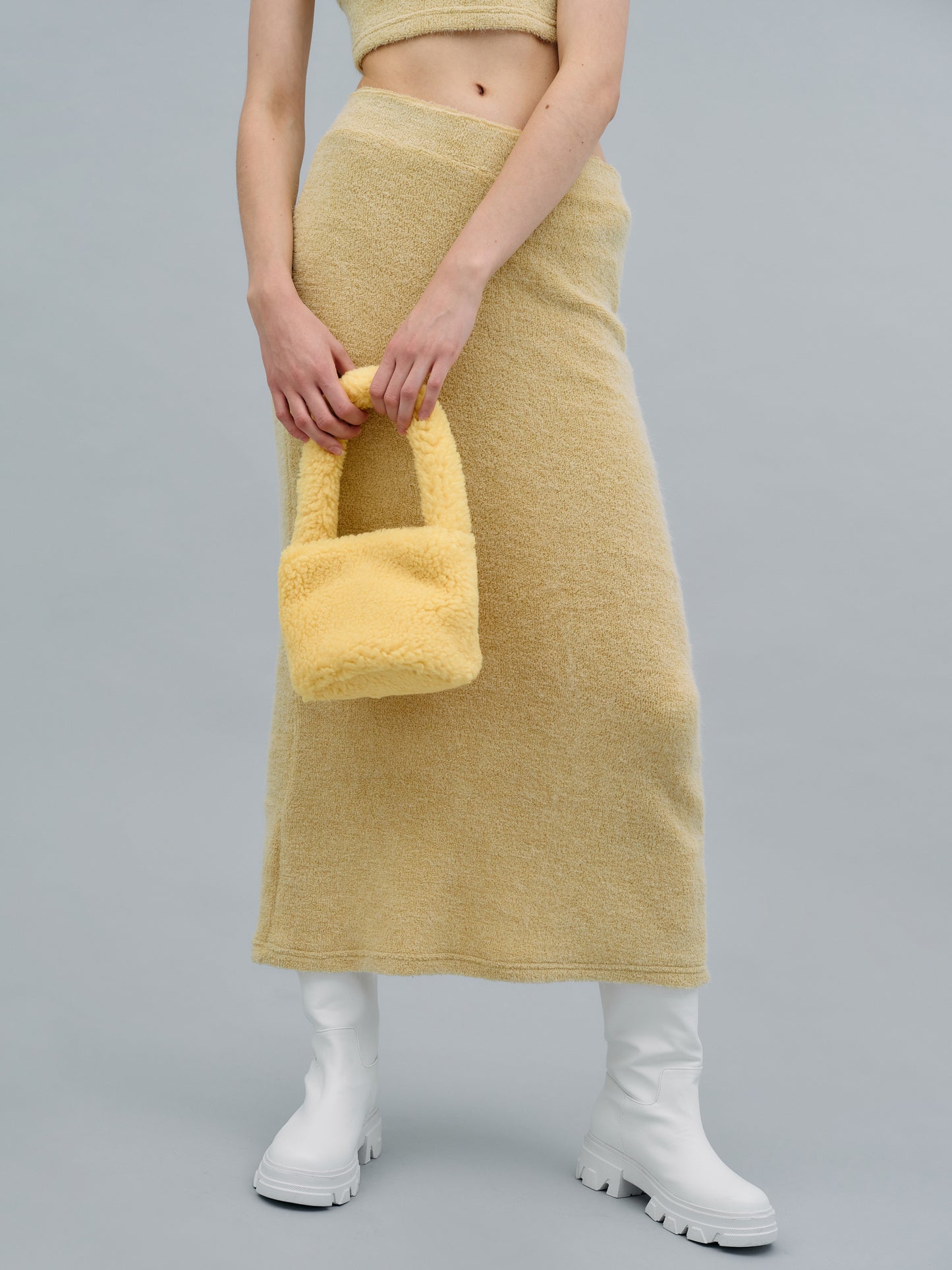 Fleece Cylinder Mini Bag, Banana