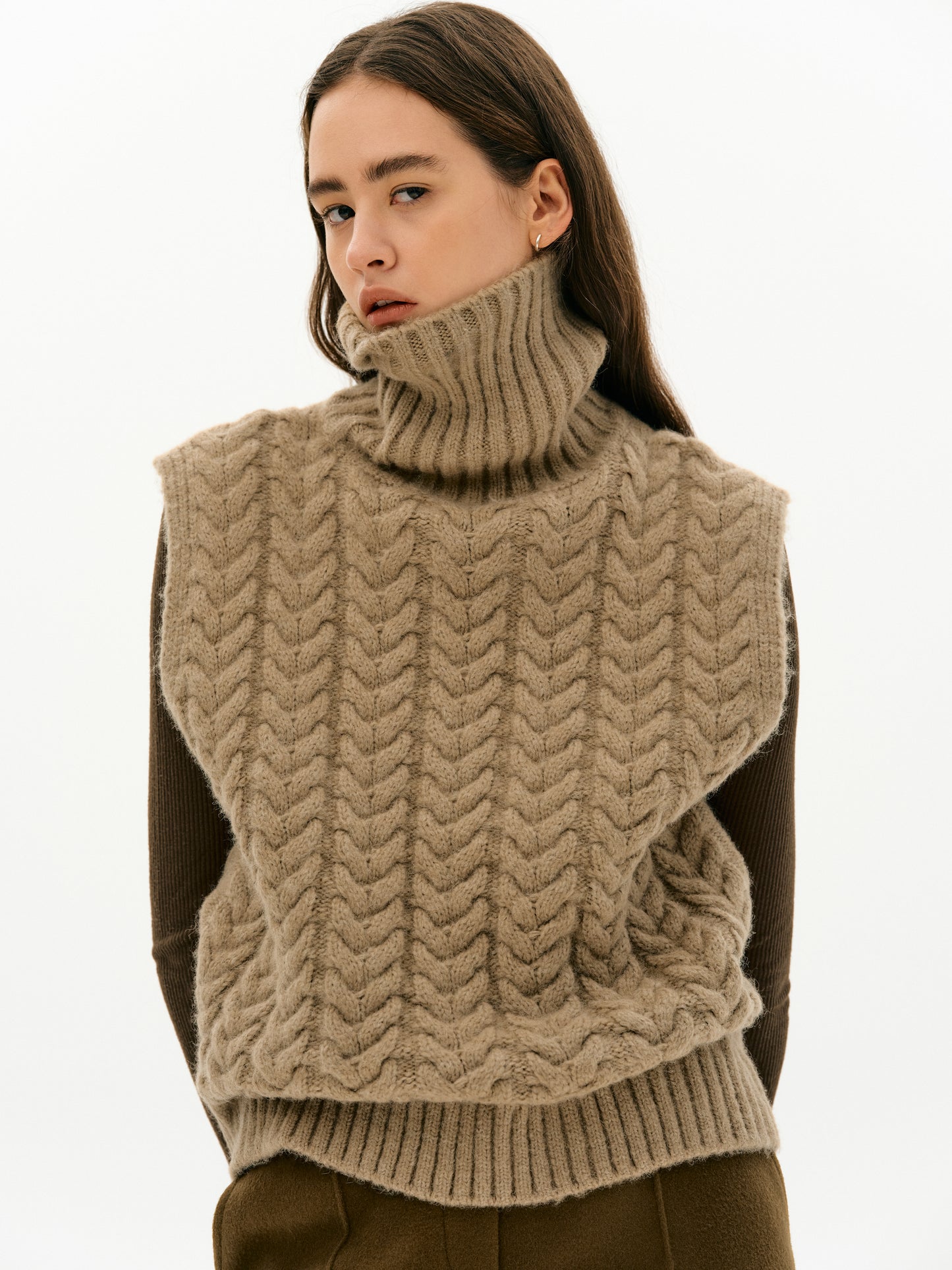 Cable Knit Sleeveless Turtleneck, Biscuit