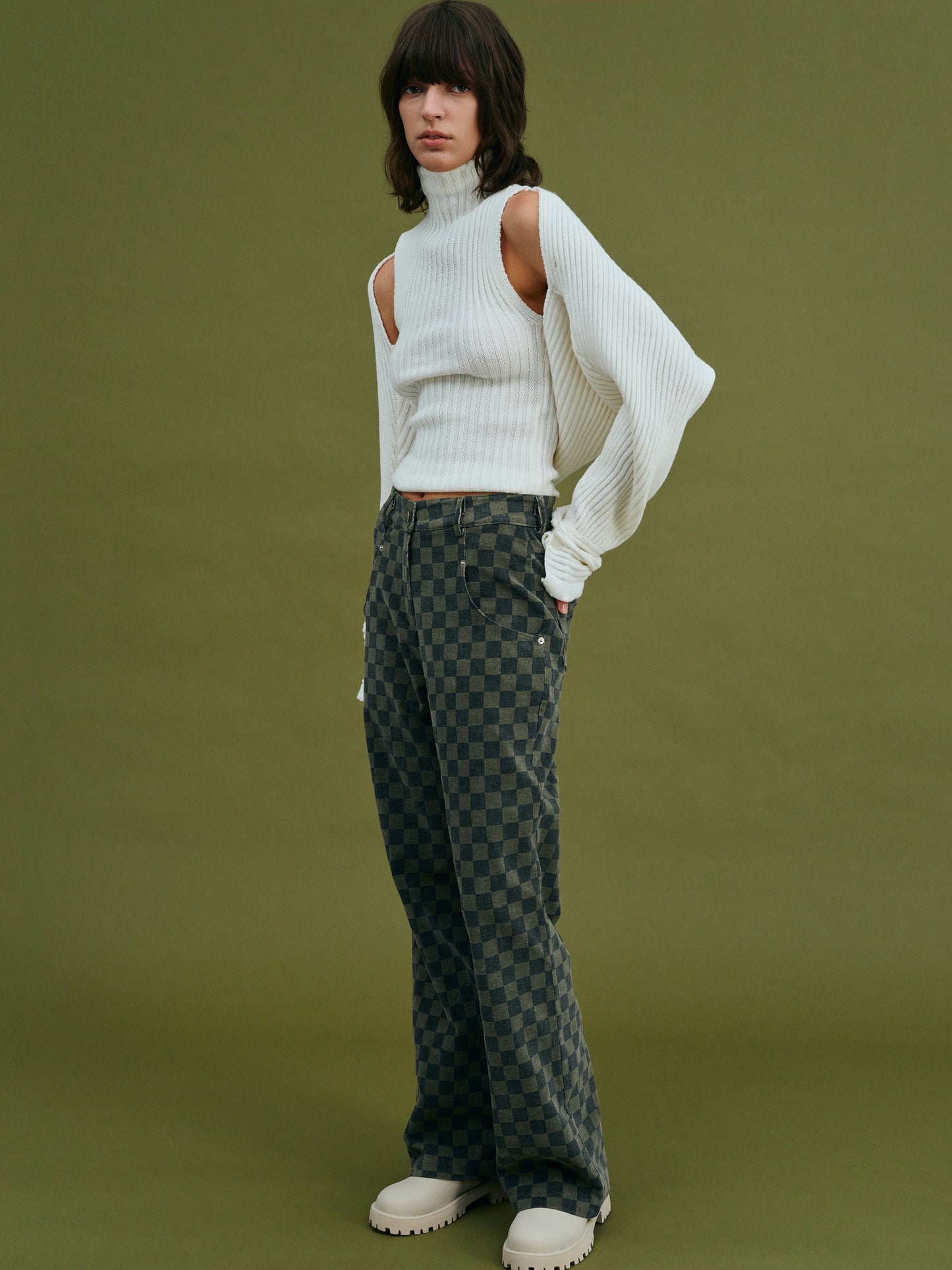 Sweater Sleeve Turtleneck Tank Set, White