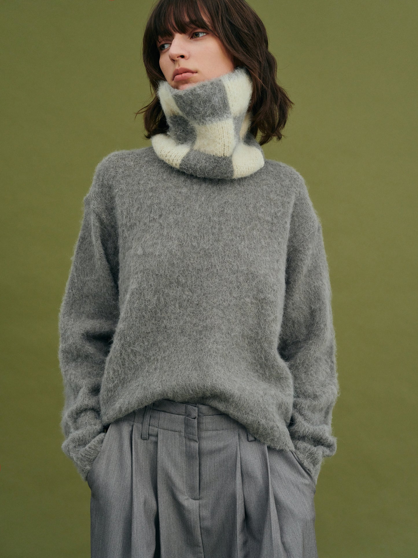 Hairy Neck Warmer Sweater Set, Grey Melange