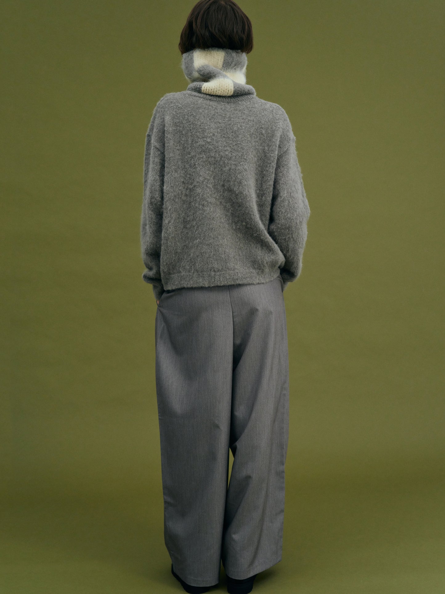 Hairy Neck Warmer Sweater Set, Grey Melange