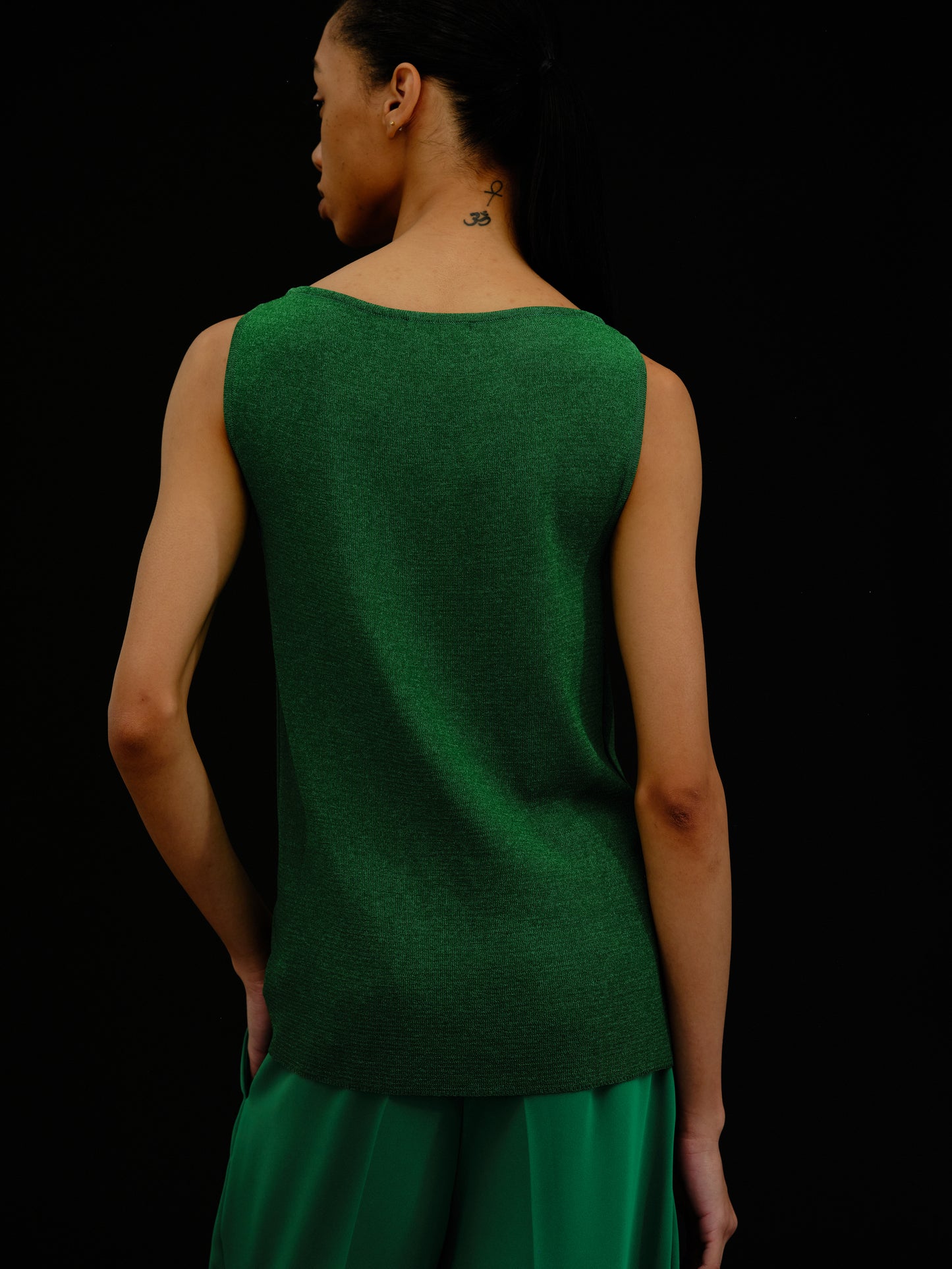 Sleeveless Compact Knit Top, Parakeet