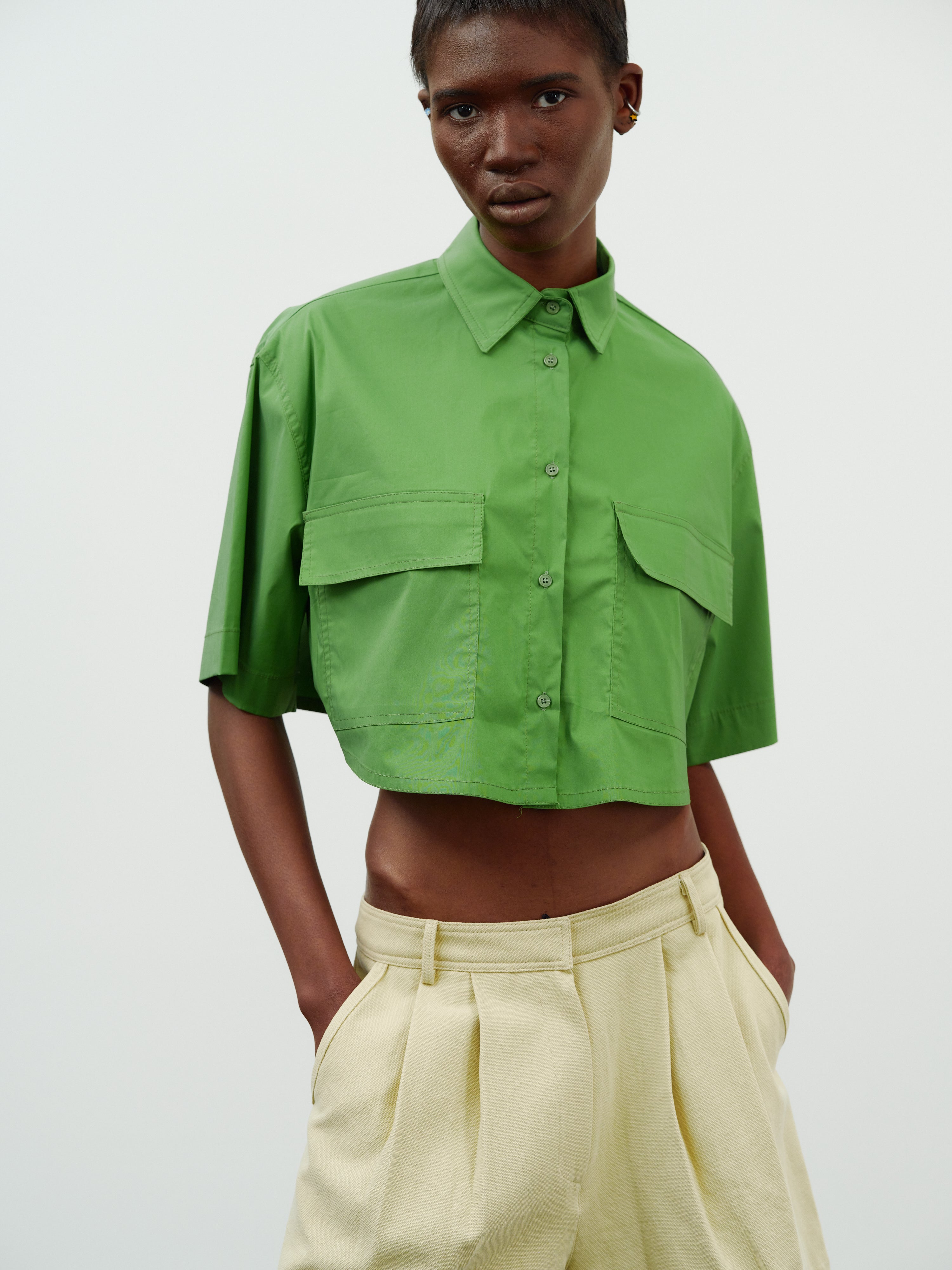 Coated Boxy Crop Shirt, Green
