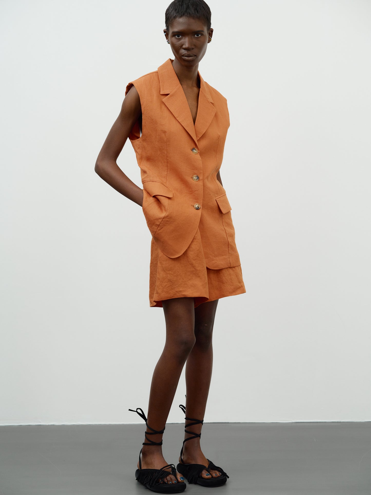 Linen Tailored Vest, Mock Orange