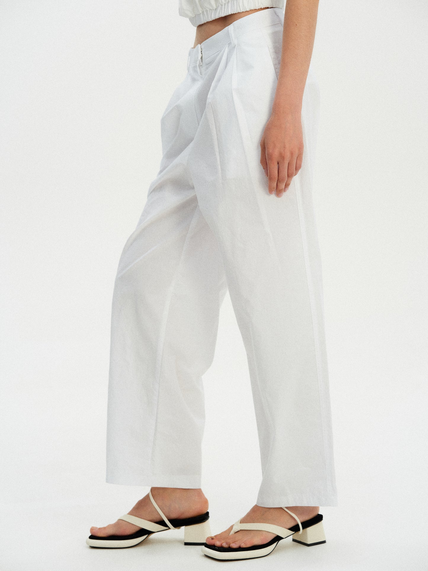 Cotton Tuck Trousers, White