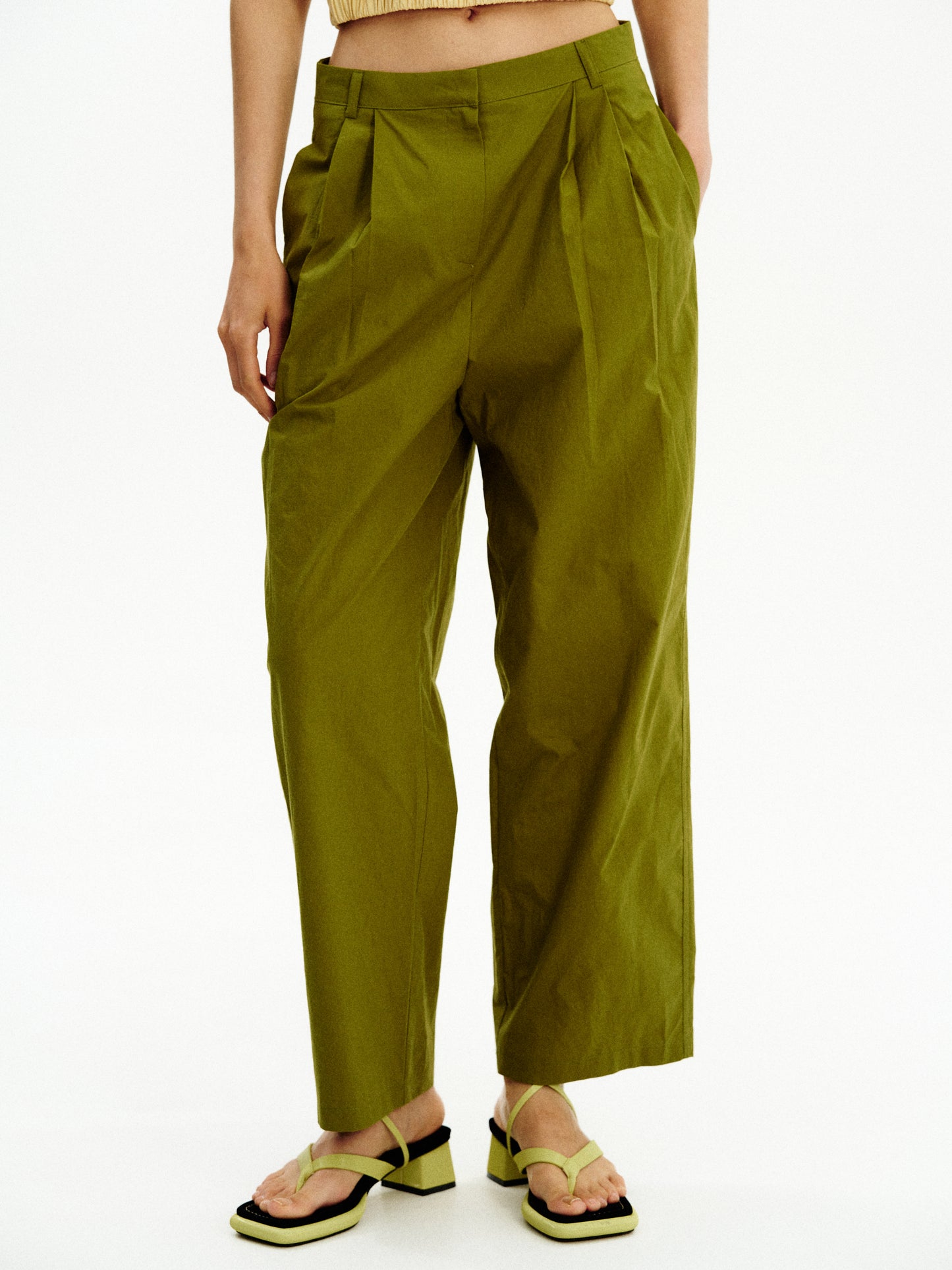 Cotton Tuck Trousers, Khaki