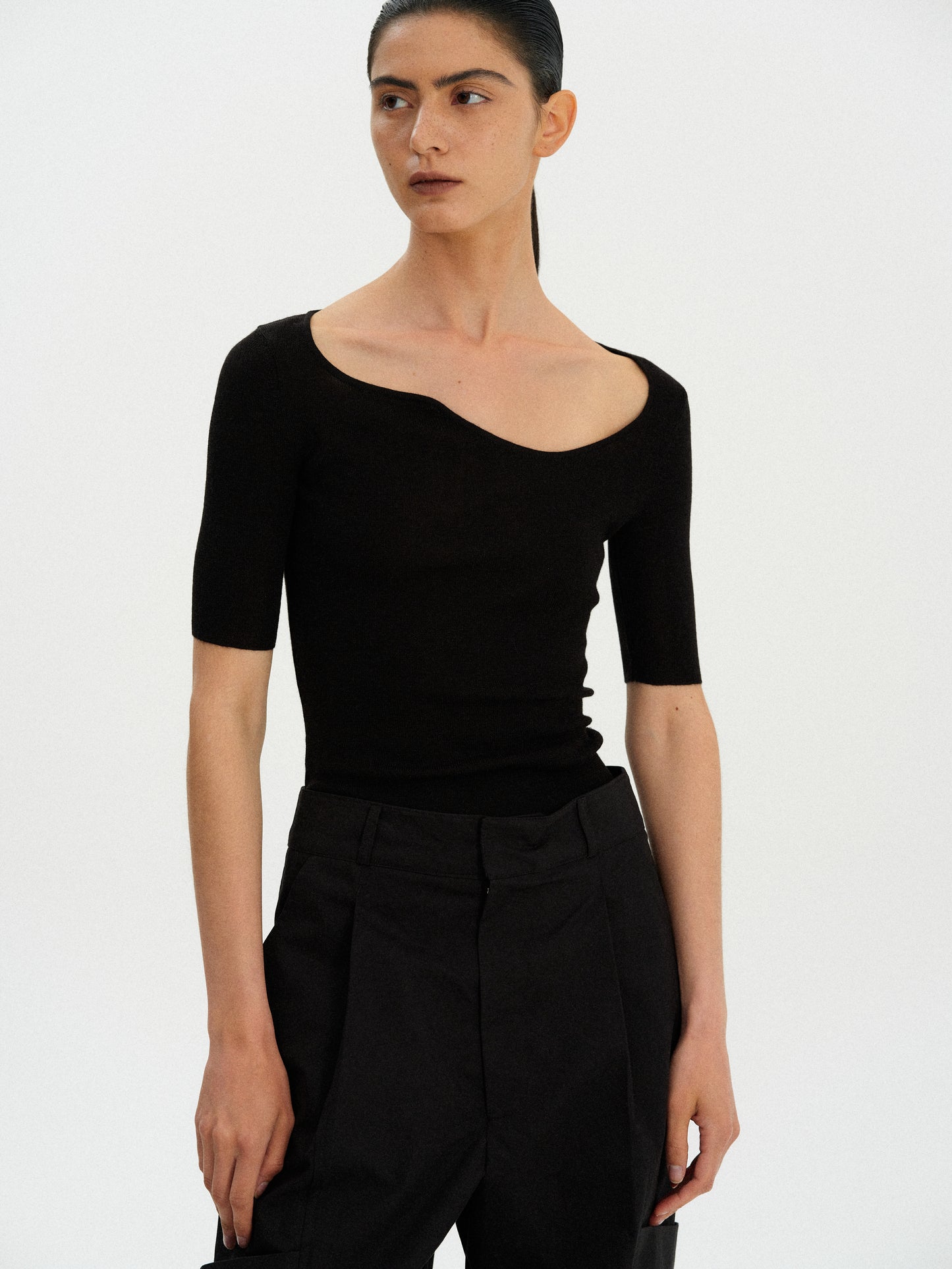 Curve Neck Knit Top, Black