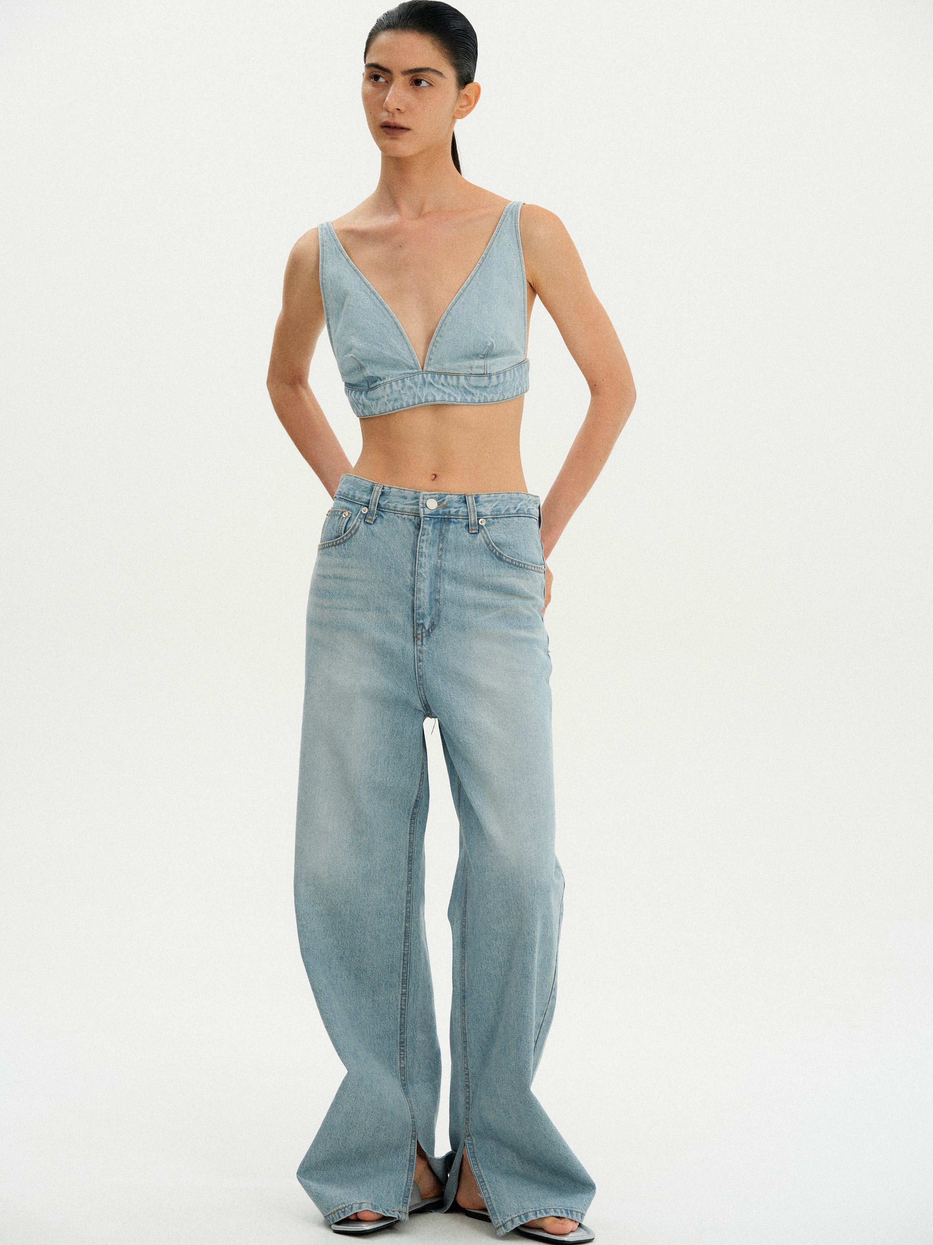 Exaggerated Wide-Leg Jeans, Blue