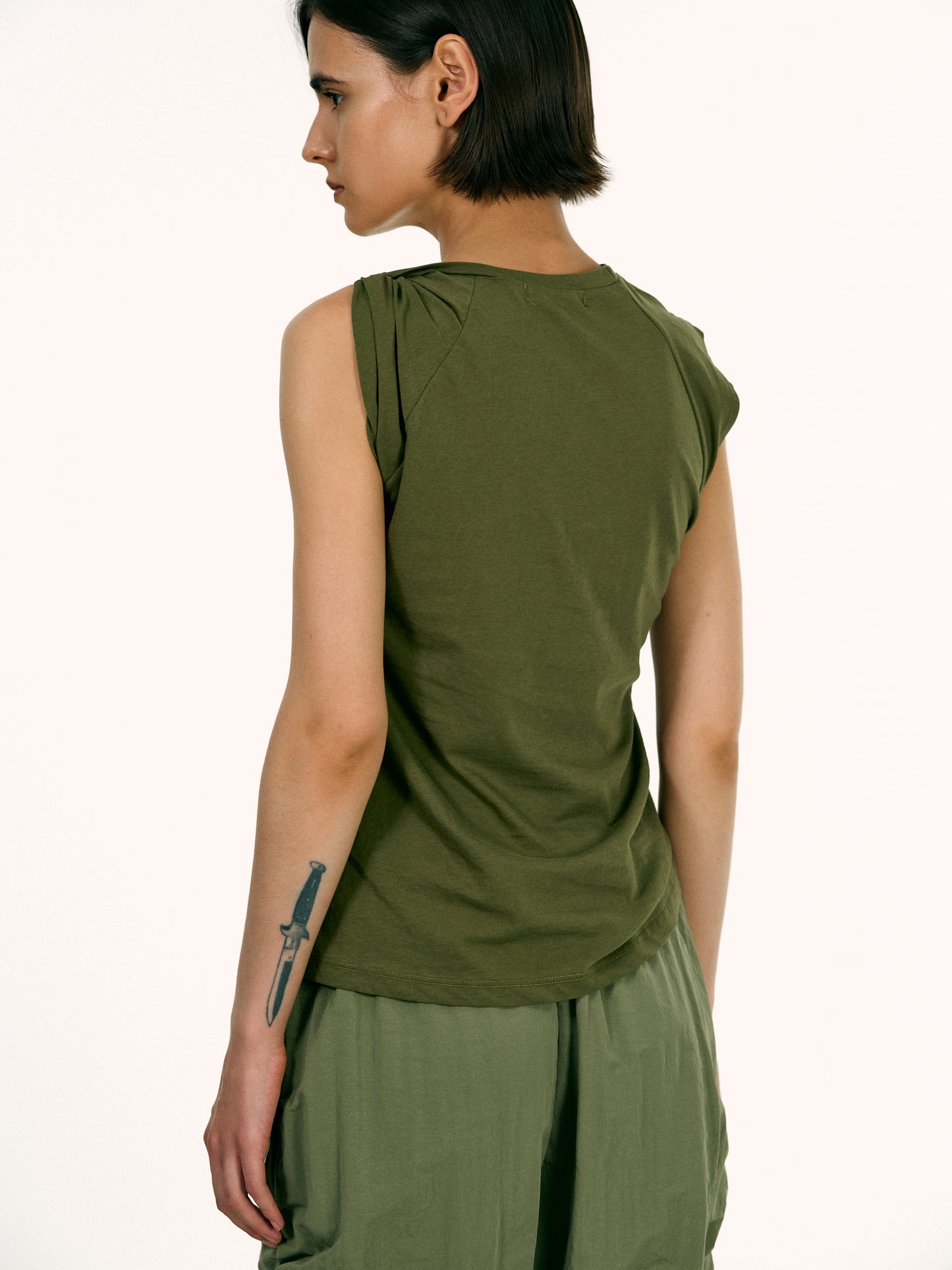Twist Muscle Tank, Chive