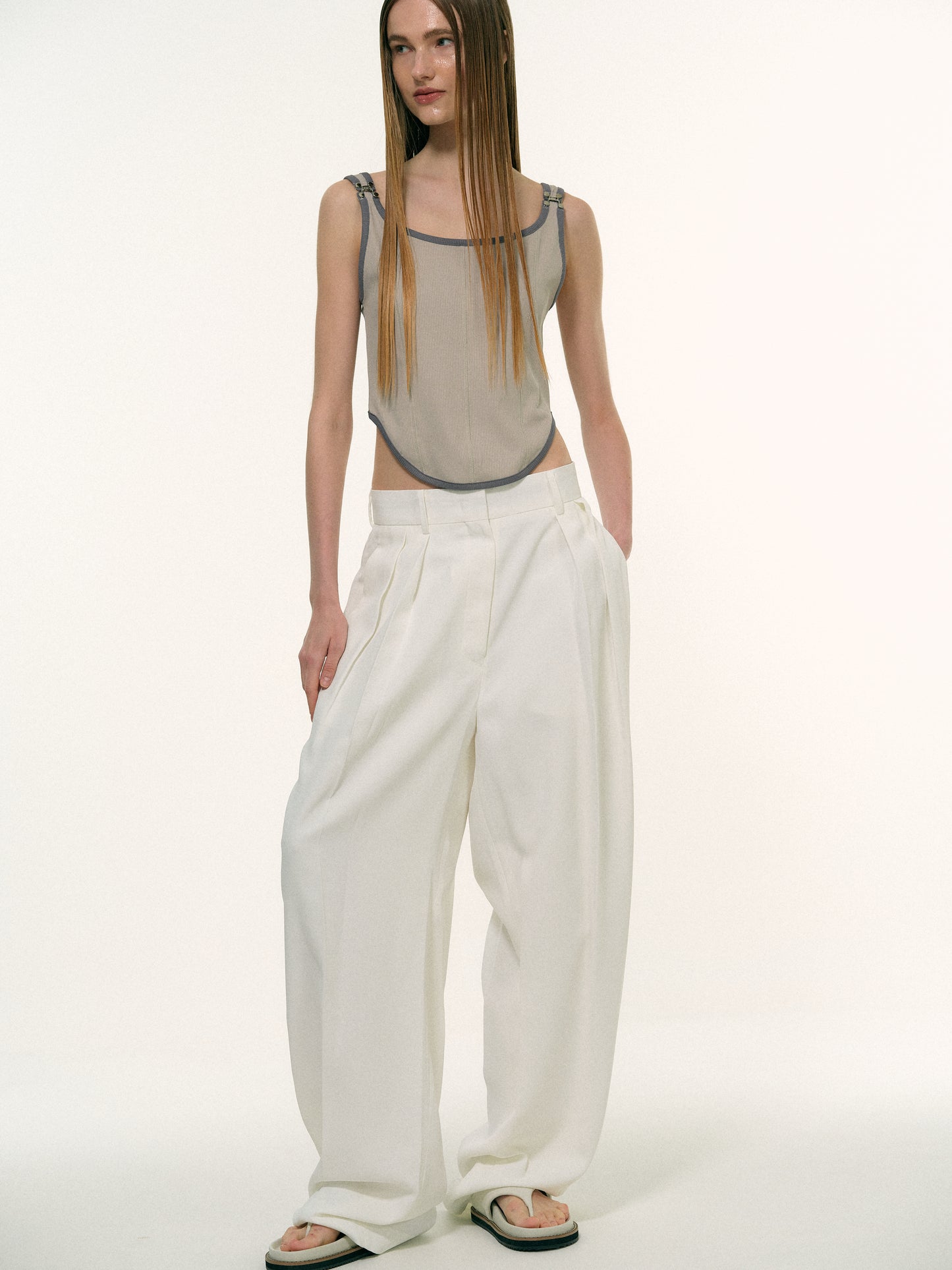Low-Rise Pleated Trousers, White