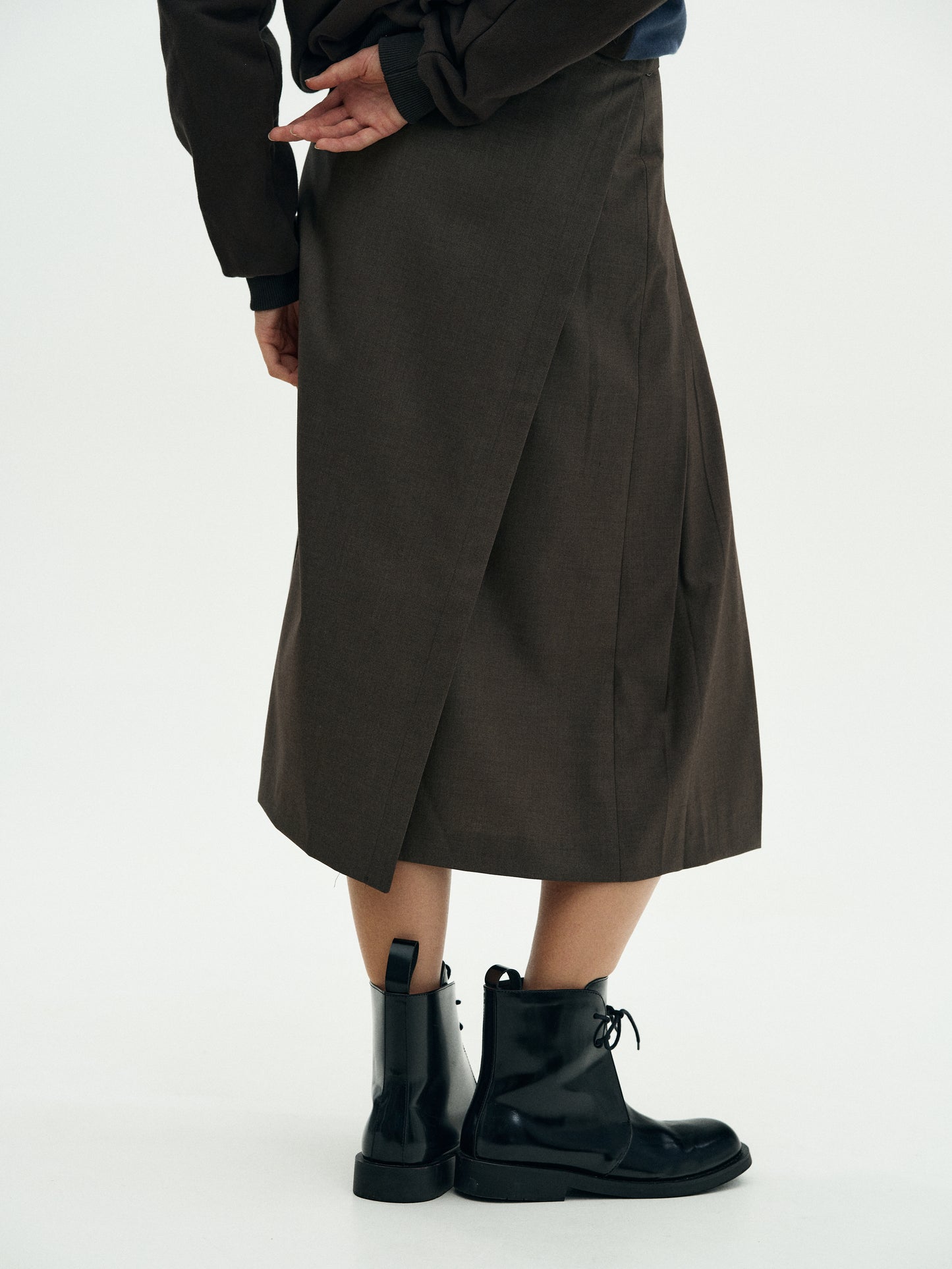 Buckle Pleated Skirt, Bistre