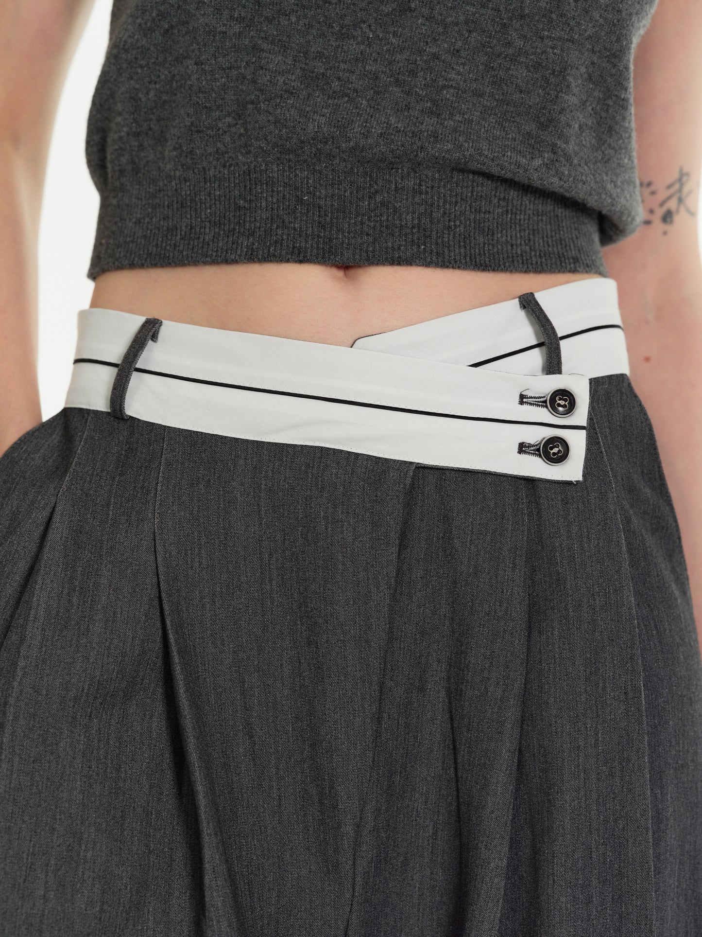 Criss Cross Reverse Trouser, Charcoal
