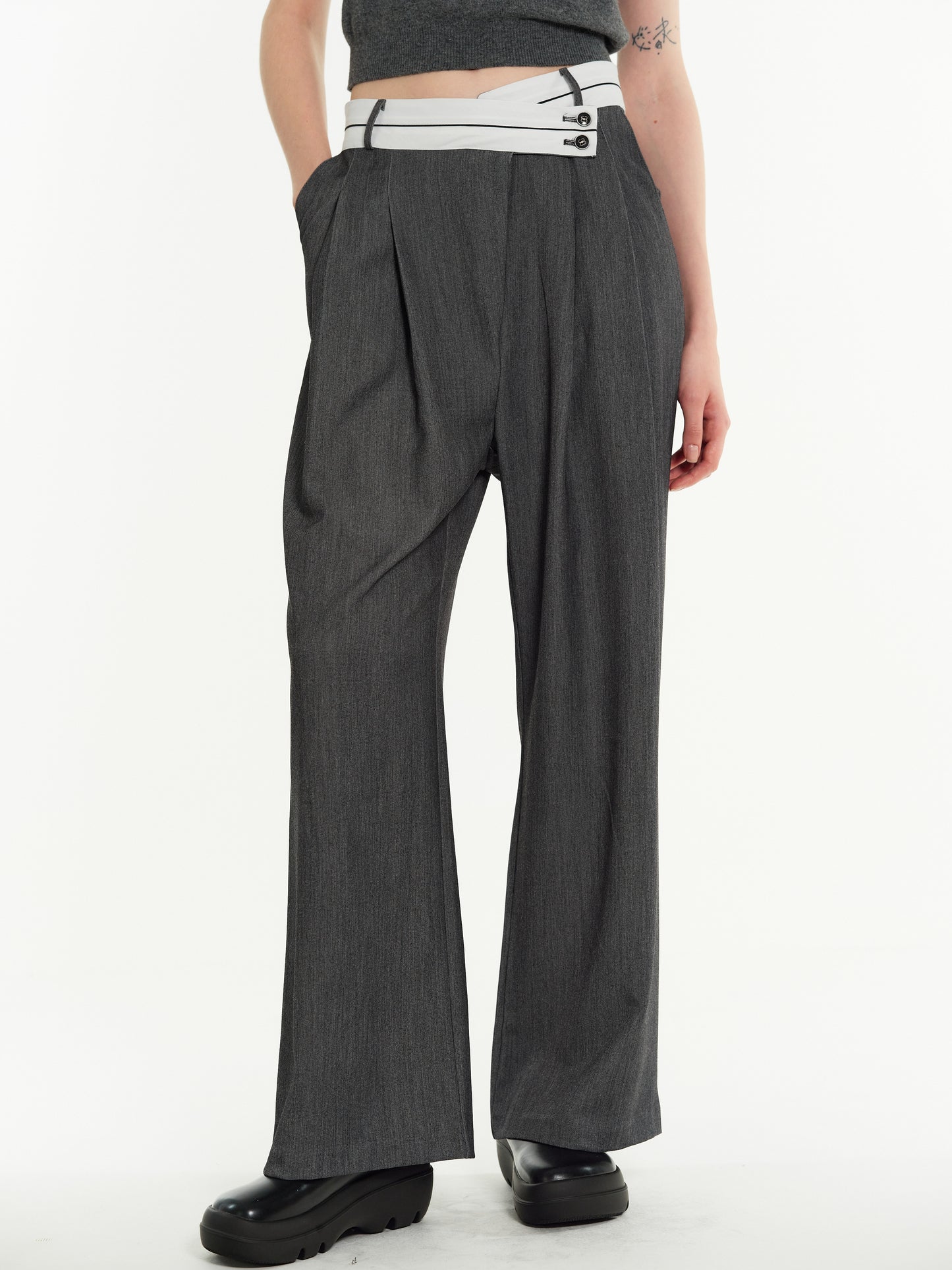 Criss Cross Reverse Trouser, Charcoal