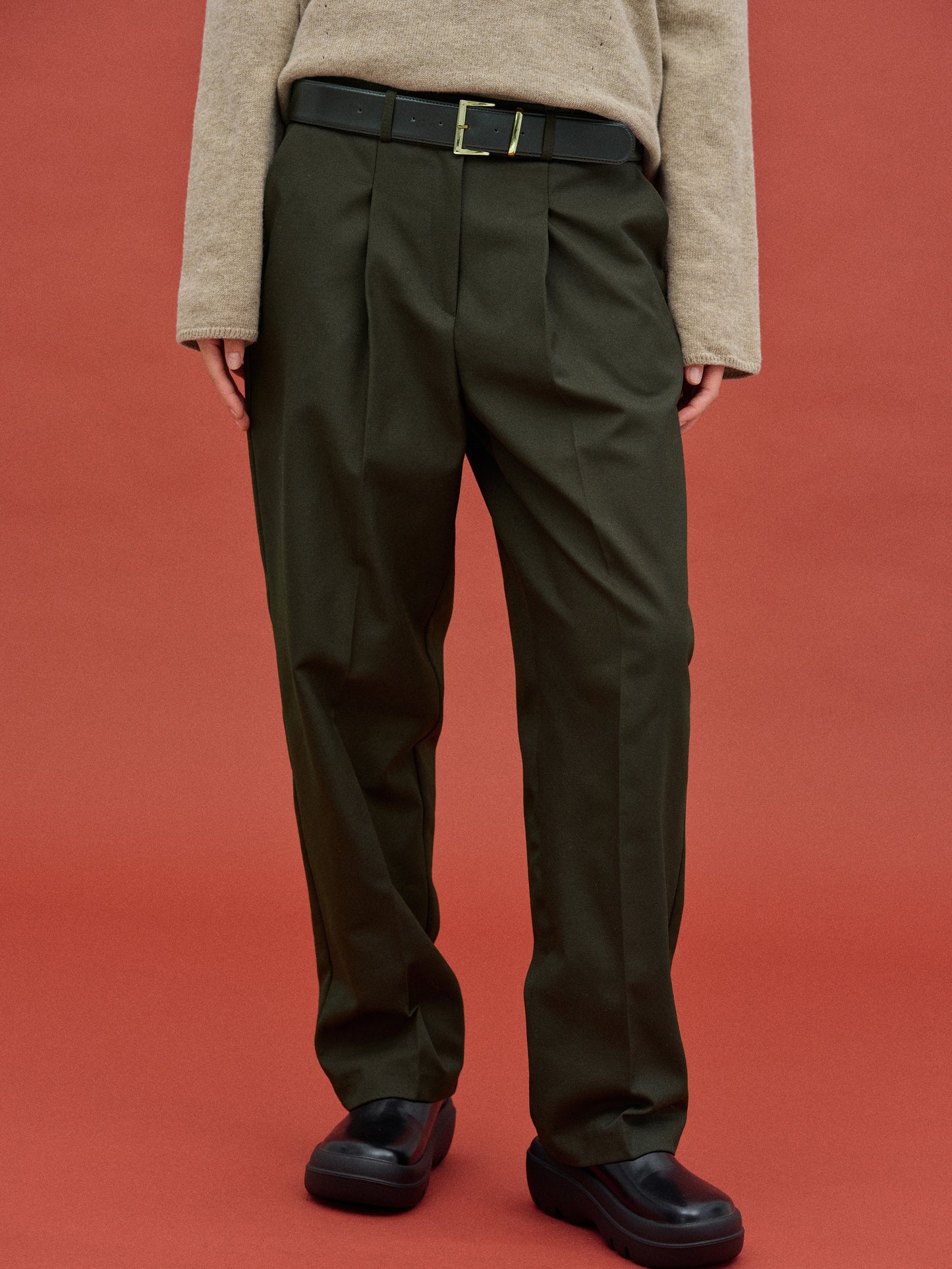 Low Pintuck Trousers, Dark Khaki