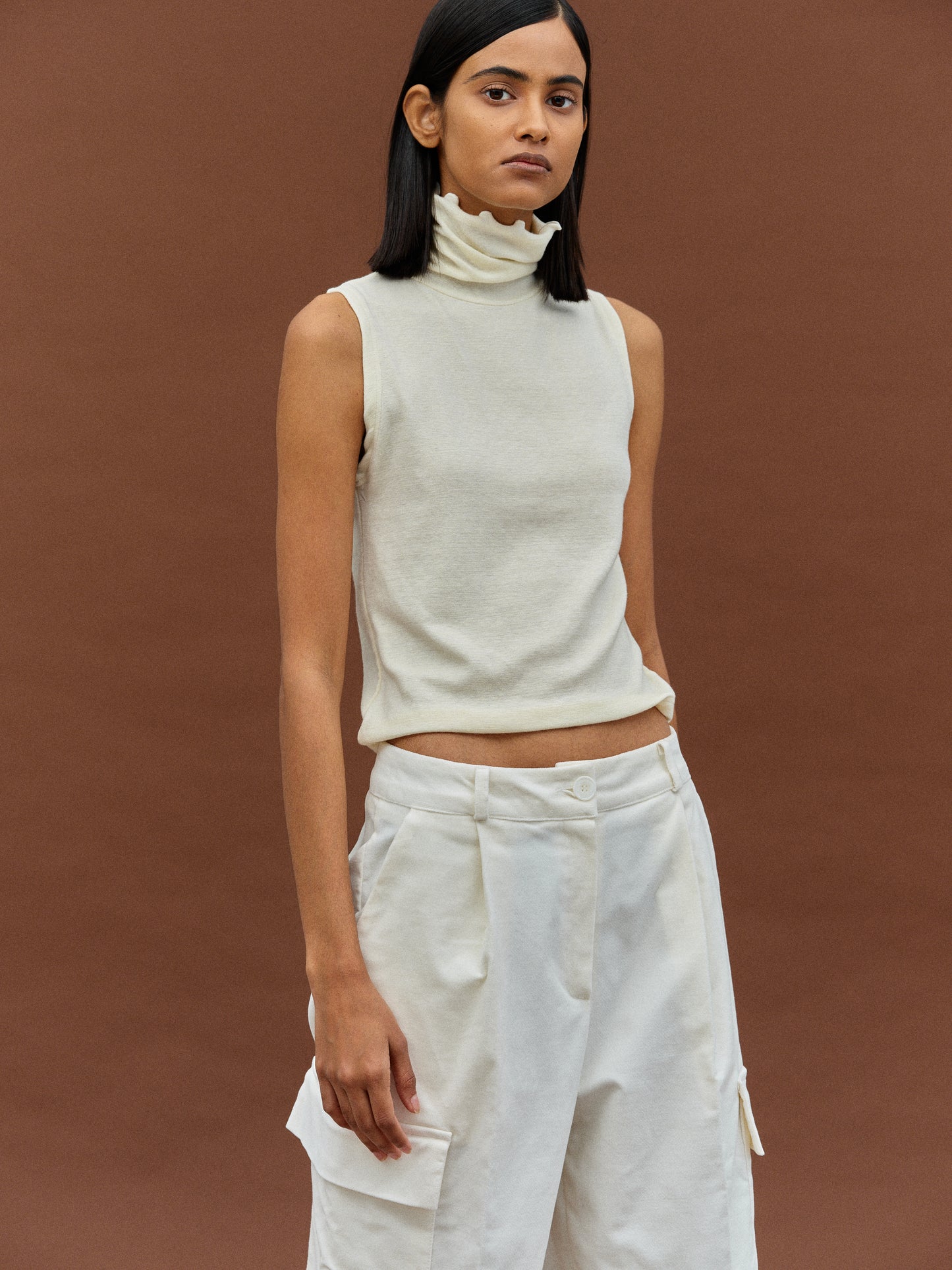 Scalloped Sleeveless Turtleneck, Ivory