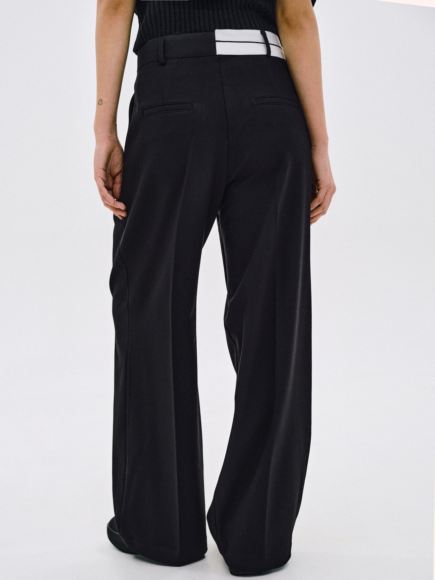 Half Reversed Waistband Trousers, Black