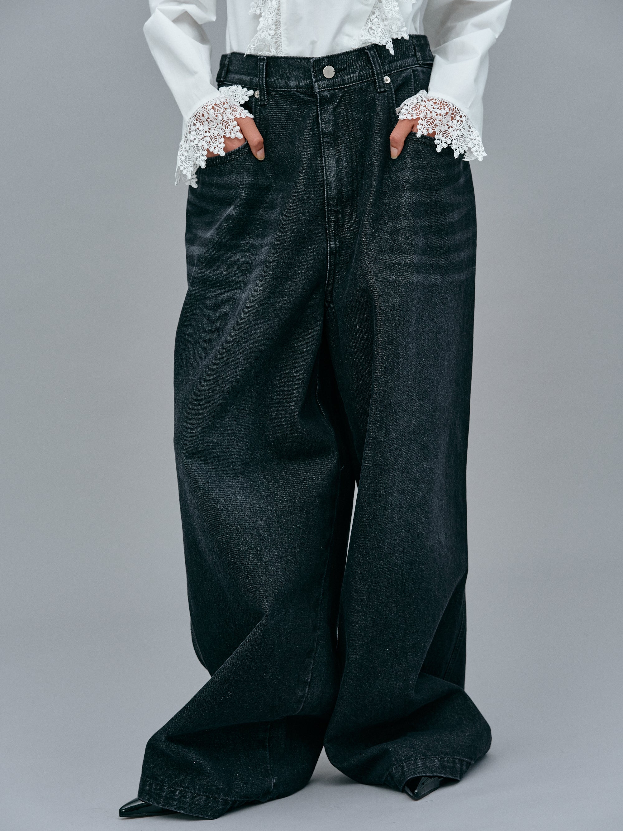 Exaggerated Wide-Leg Jeans, SourceUnknown Black –