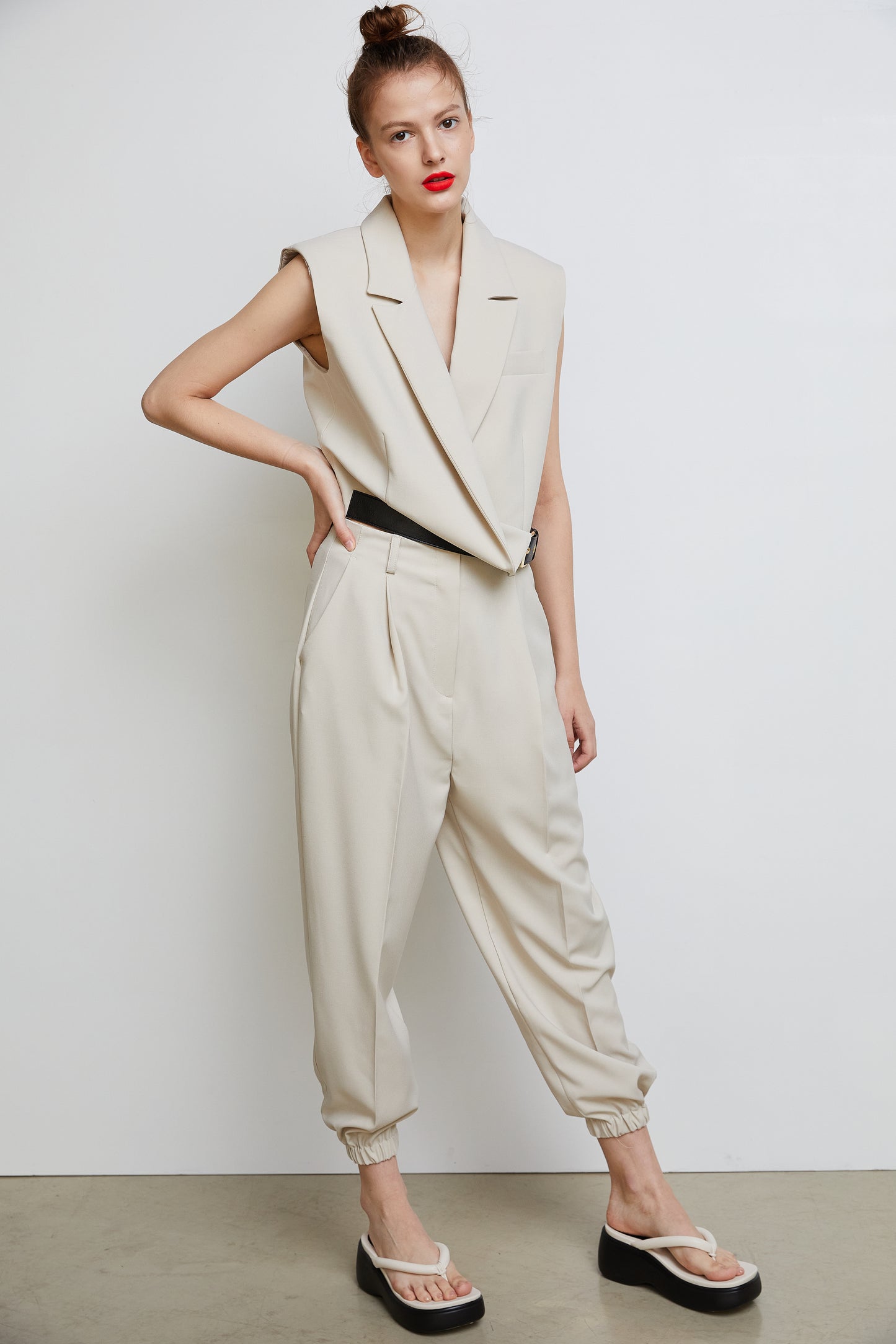 Bandless Pleated Jogger Pants, Beige
