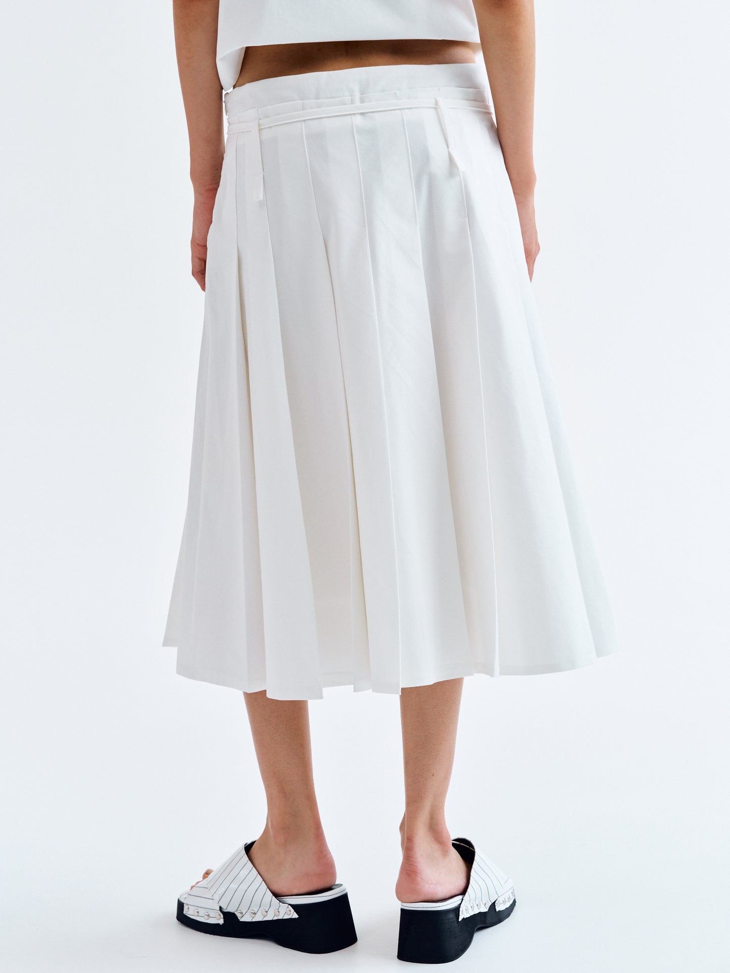 Belted Pleated Skirt White Sourceunknown 2267