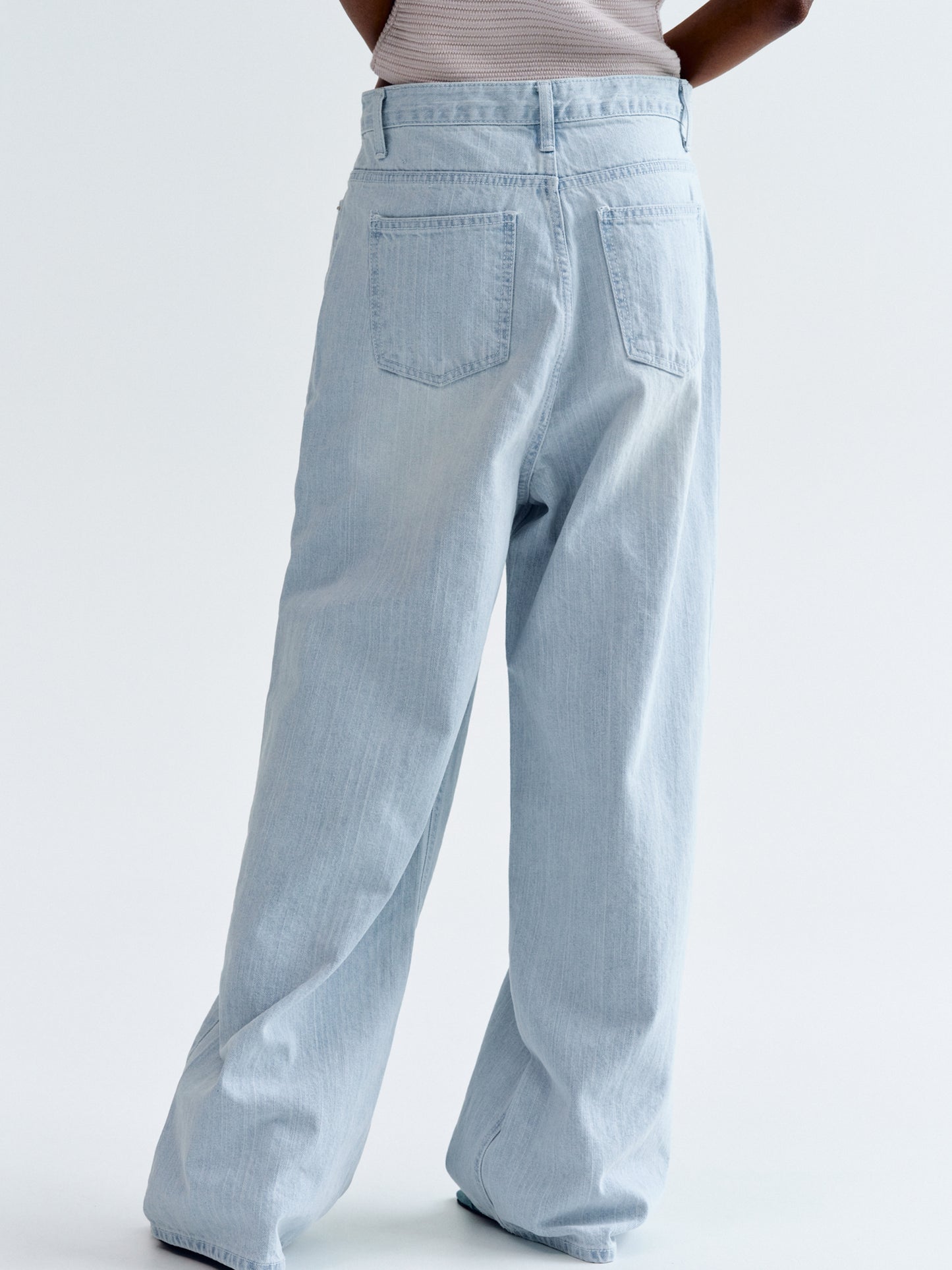 Mid Rise Loose Jeans, Clear Sky