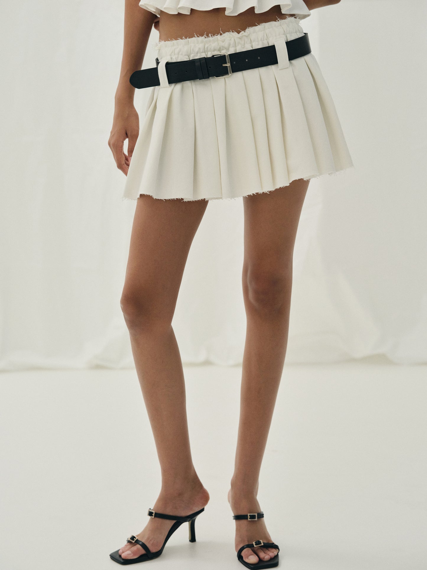 Raw Cut Pleated Skirt, White
