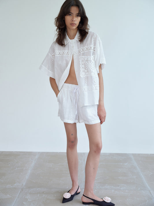 Broderie Anglaise Shorts, White