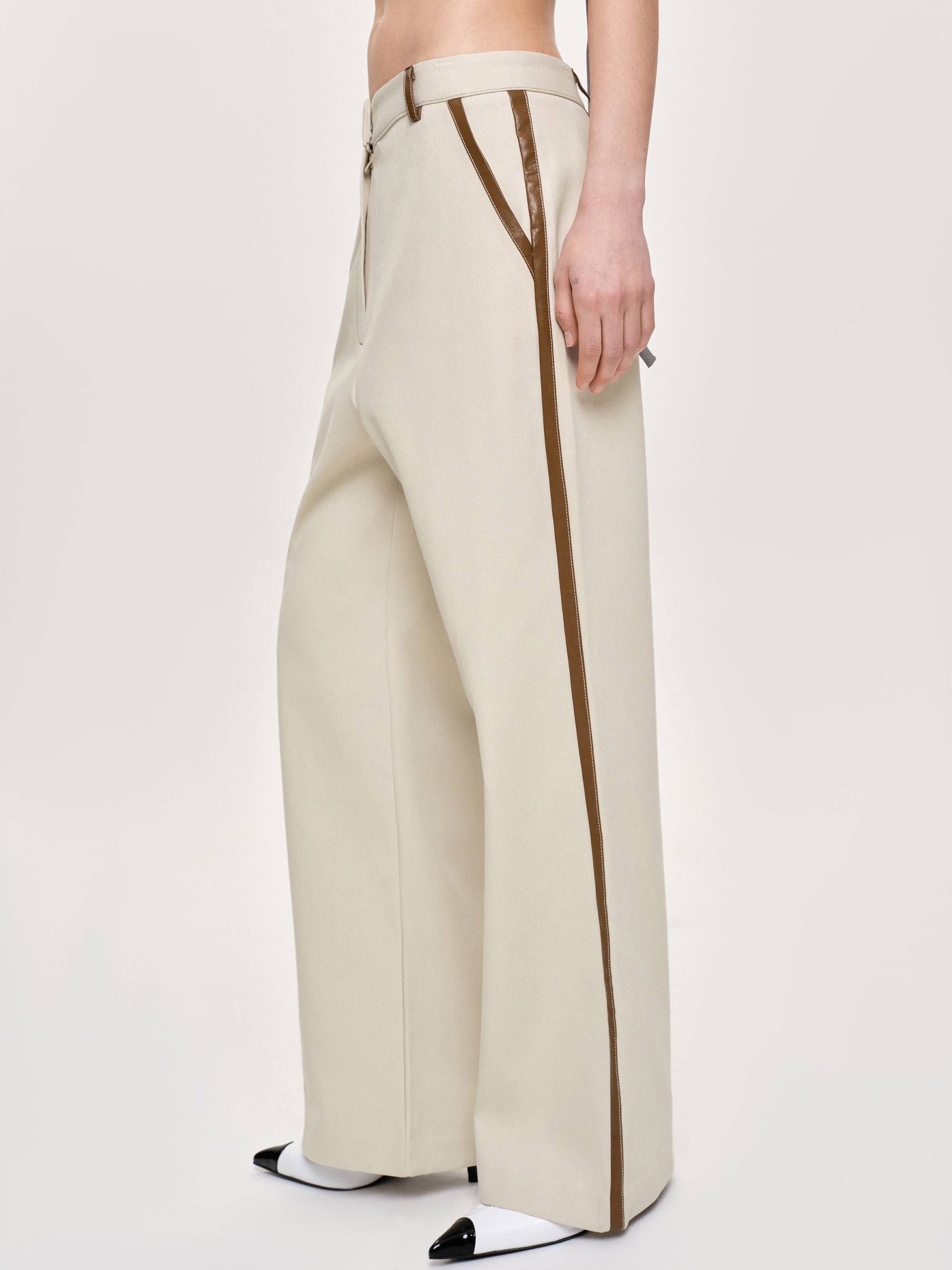 Pre-order) Leather-Trimmed Pants, Canvas – SourceUnknown