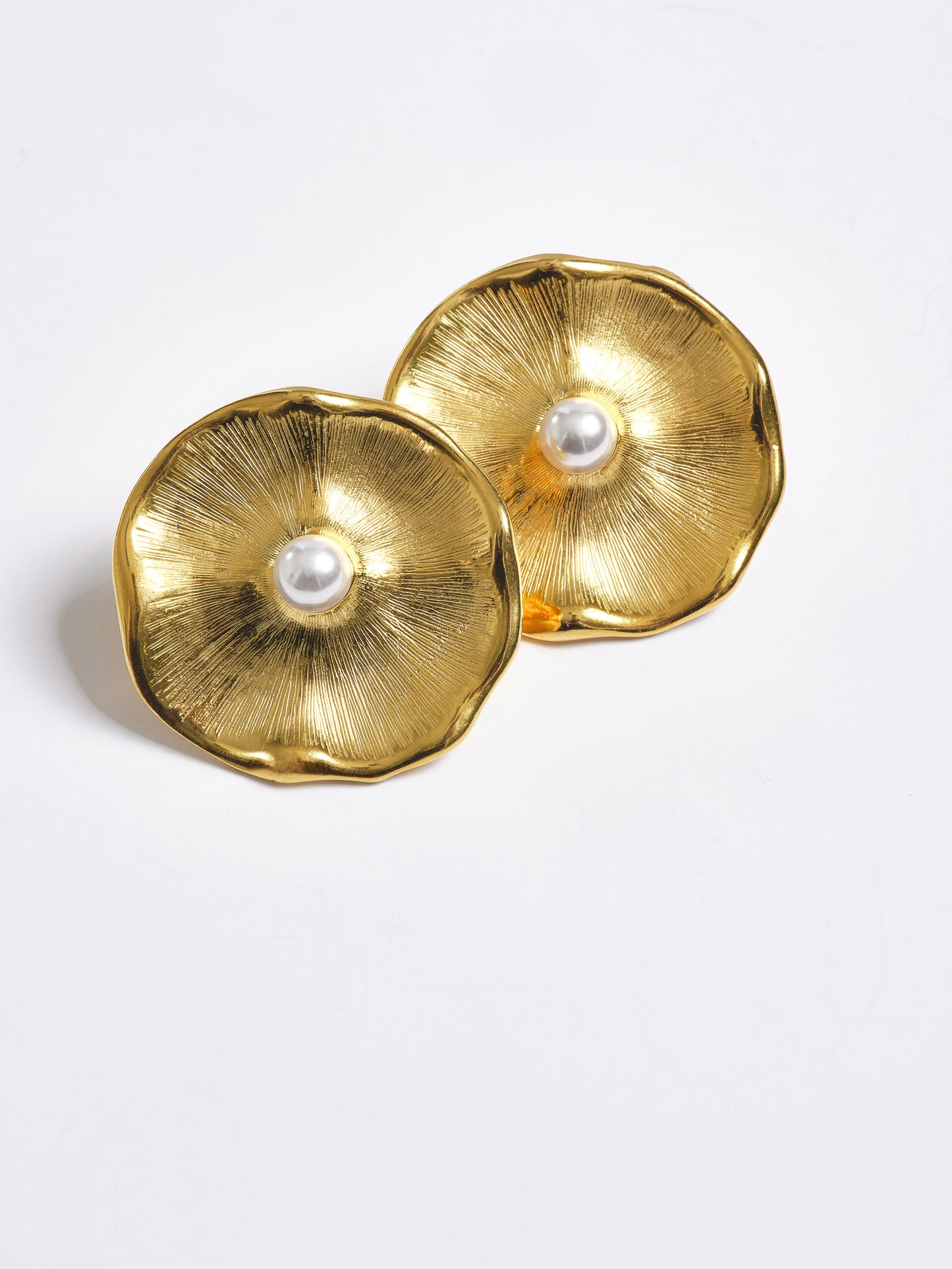 Jardin Stud Earrings, Gold