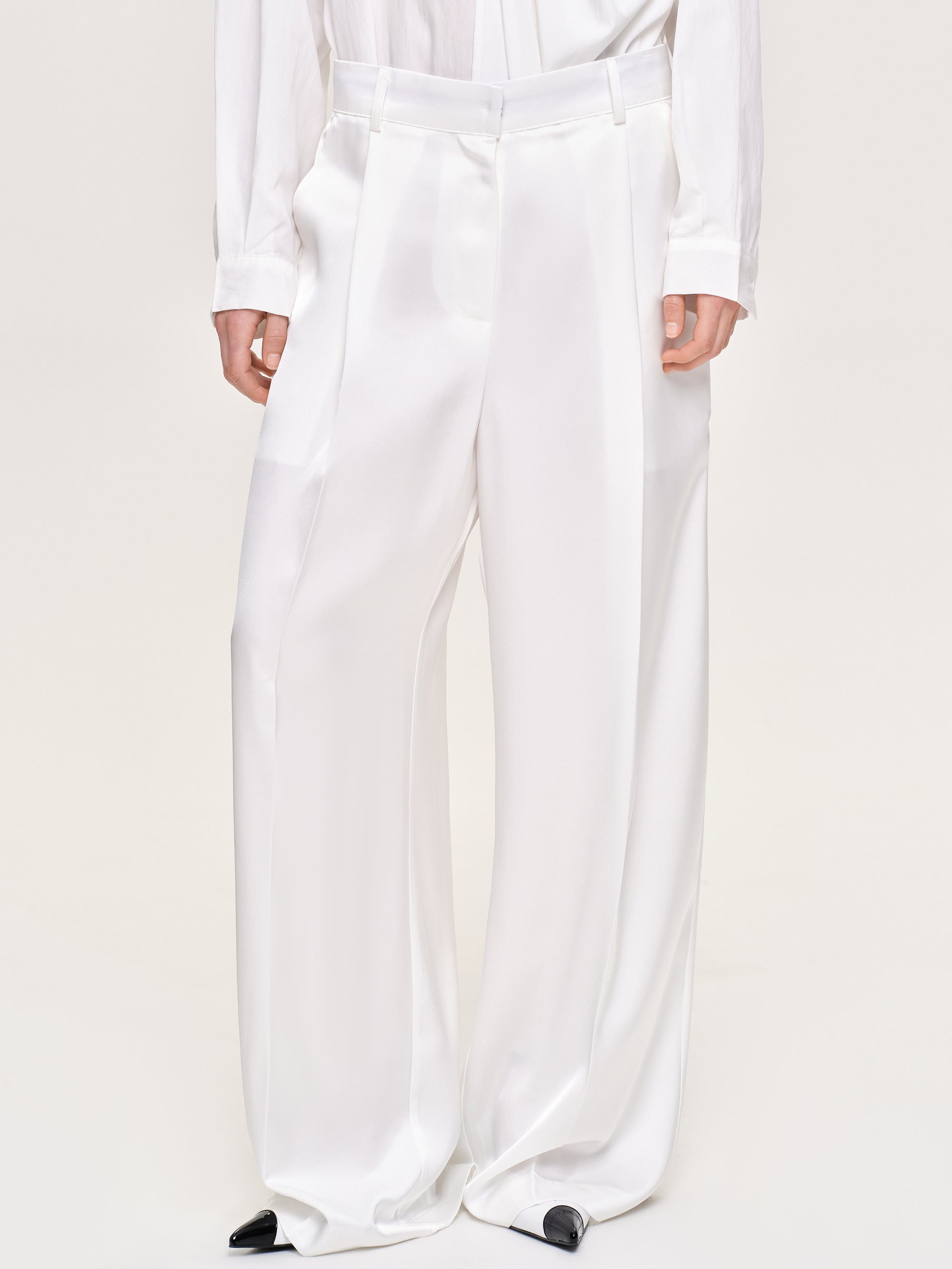 Petite White Satin Cargo Trousers ($38) ❤ liked on Polyvore featuring pants,  petite pants, white pants, satin t… | White cargo pants, Cargo trousers, Satin  trousers