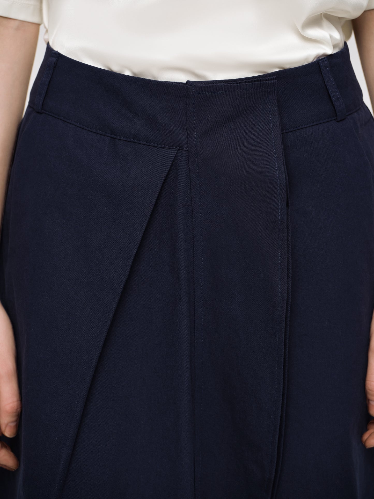 Wrapped Cotton Shorts, Navy