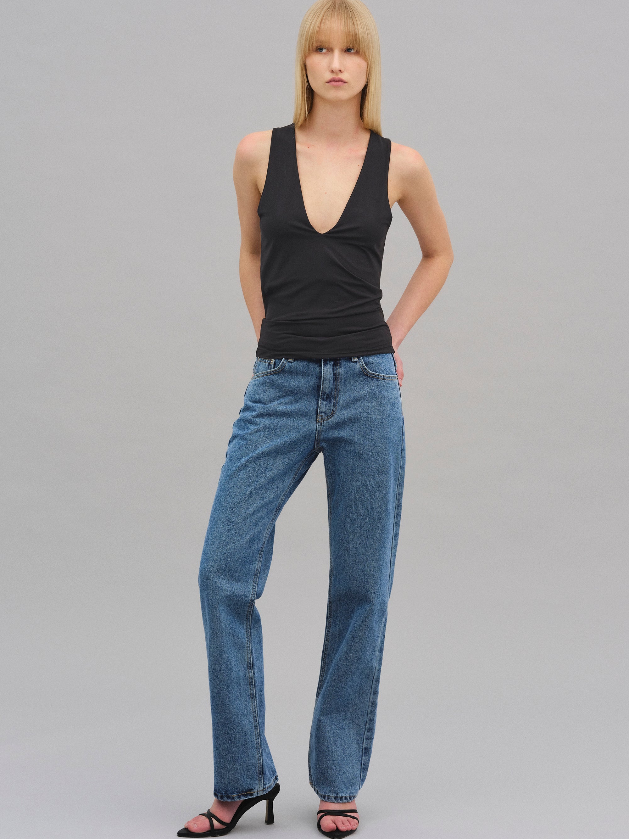 Plunge Neck Tank Top, Black – SourceUnknown