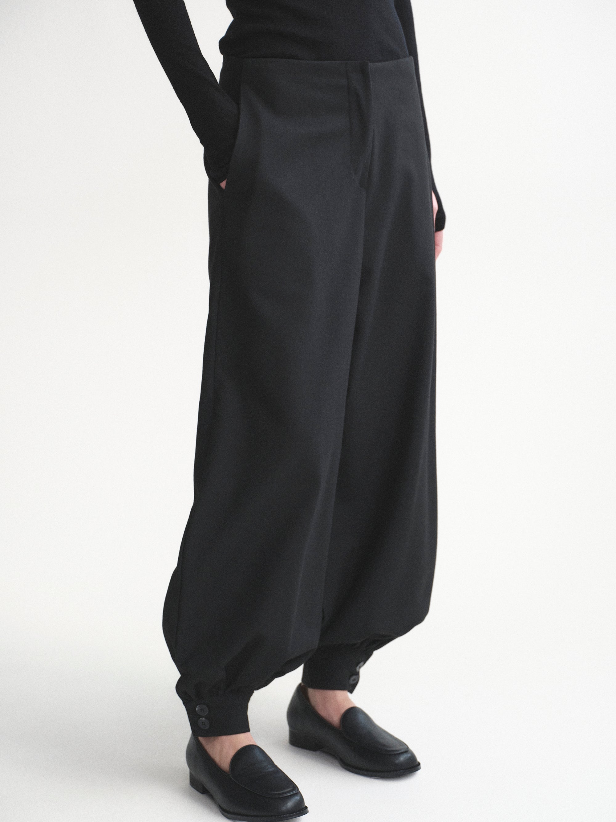 Tailored Balloon Pants, Black